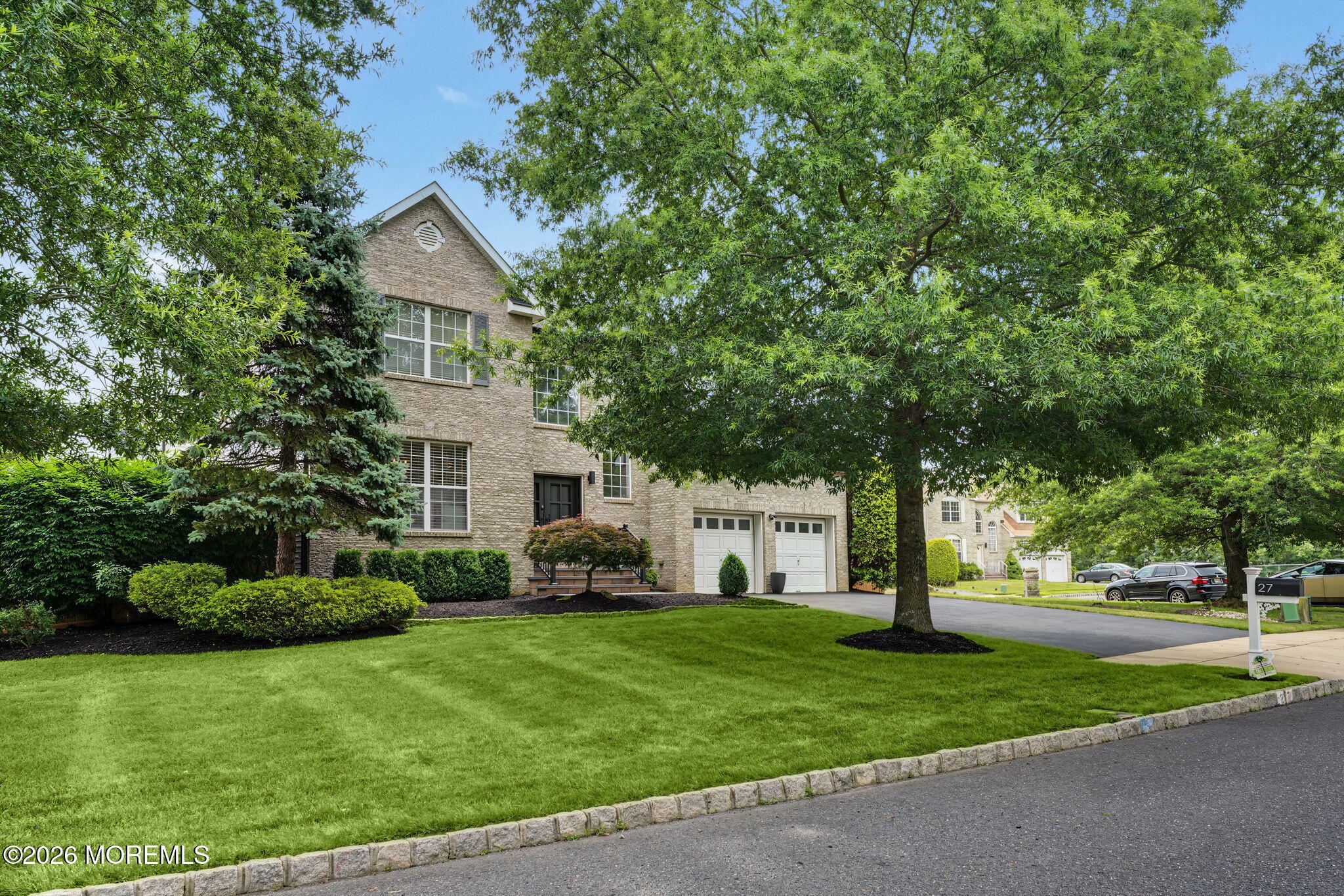 27 Goshawk Ct, Morganville, NJ 07751 photo