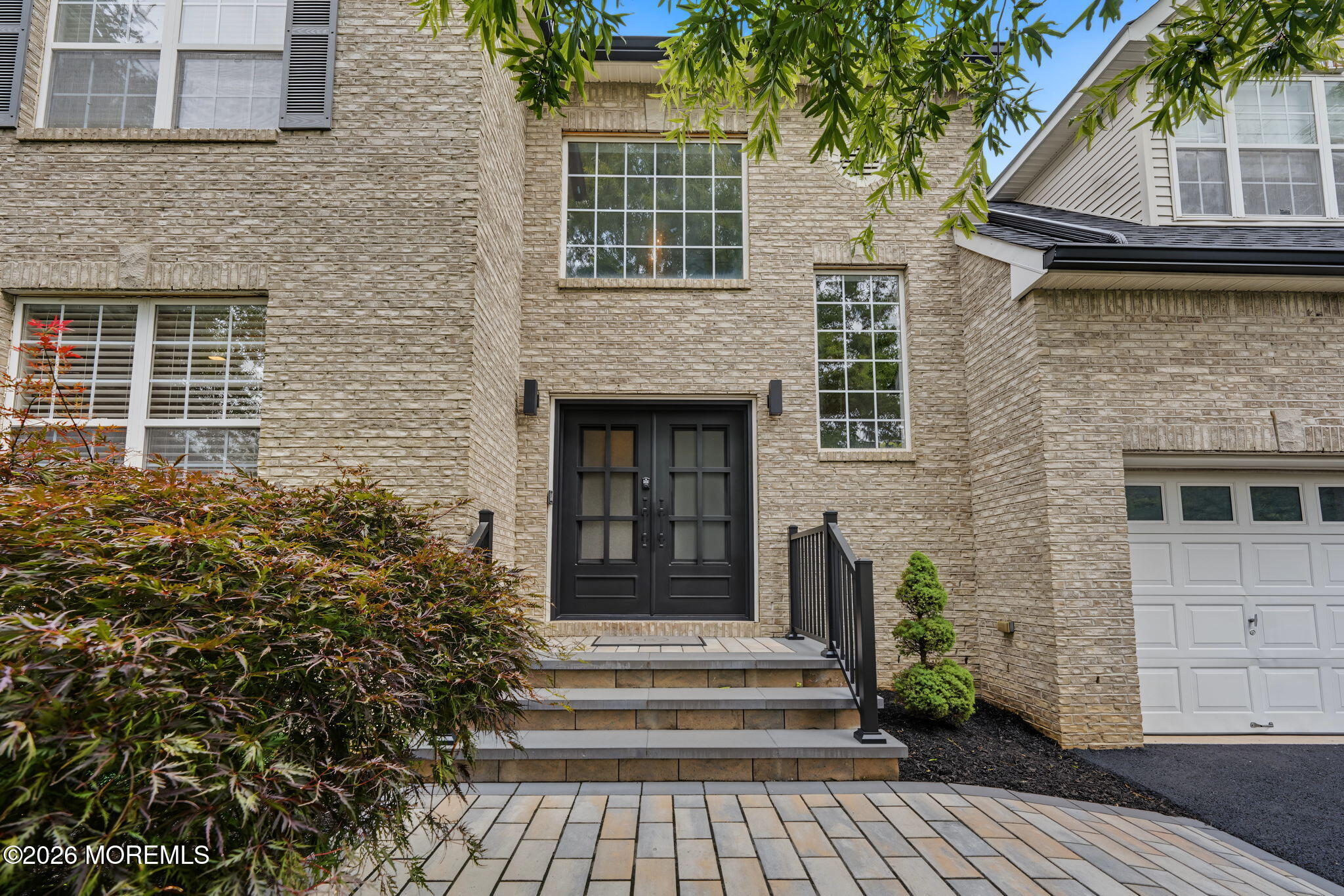 27 Goshawk Ct, Morganville, NJ 07751 photo
