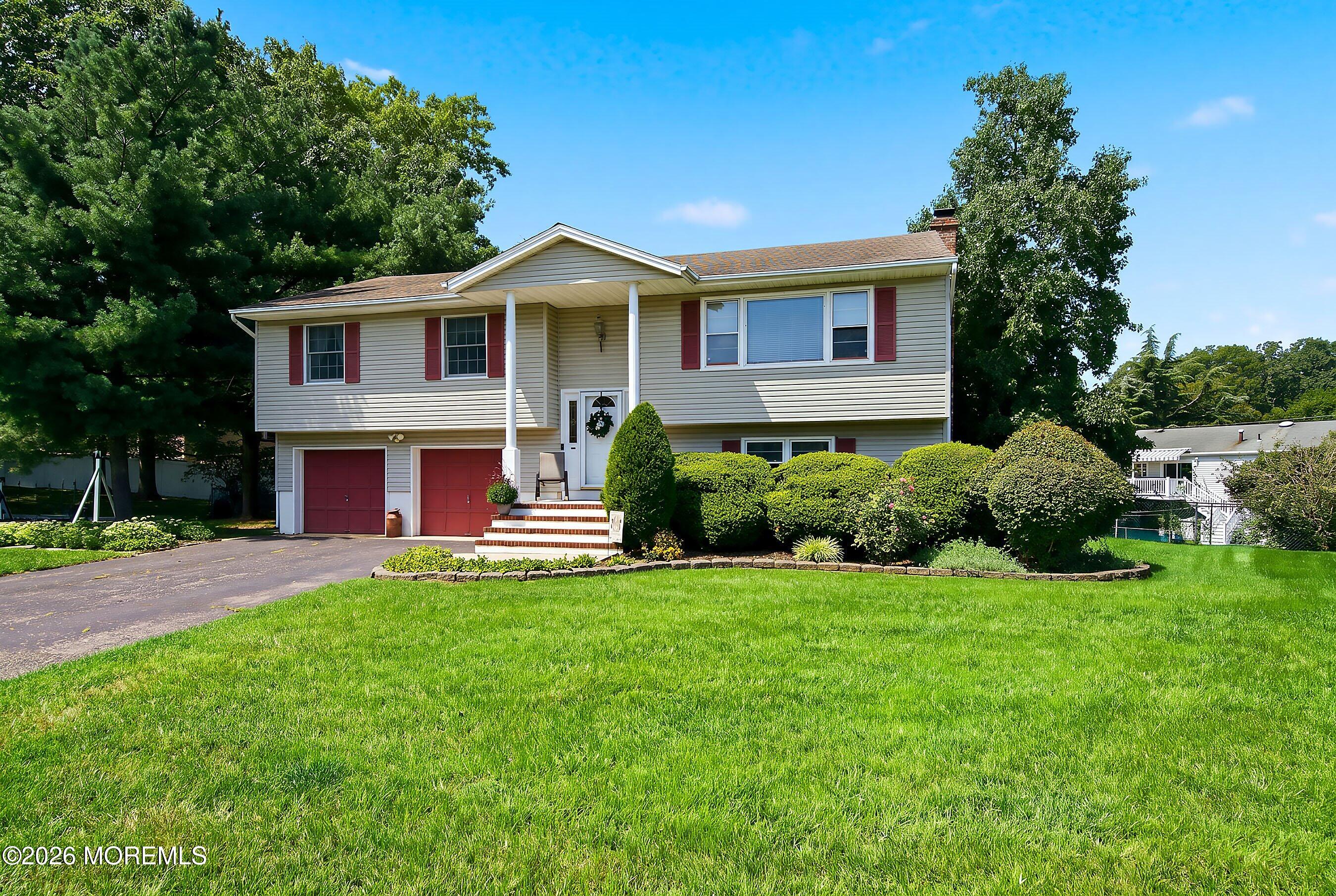 3 Masada Ct, Toms River, NJ 08753 photo