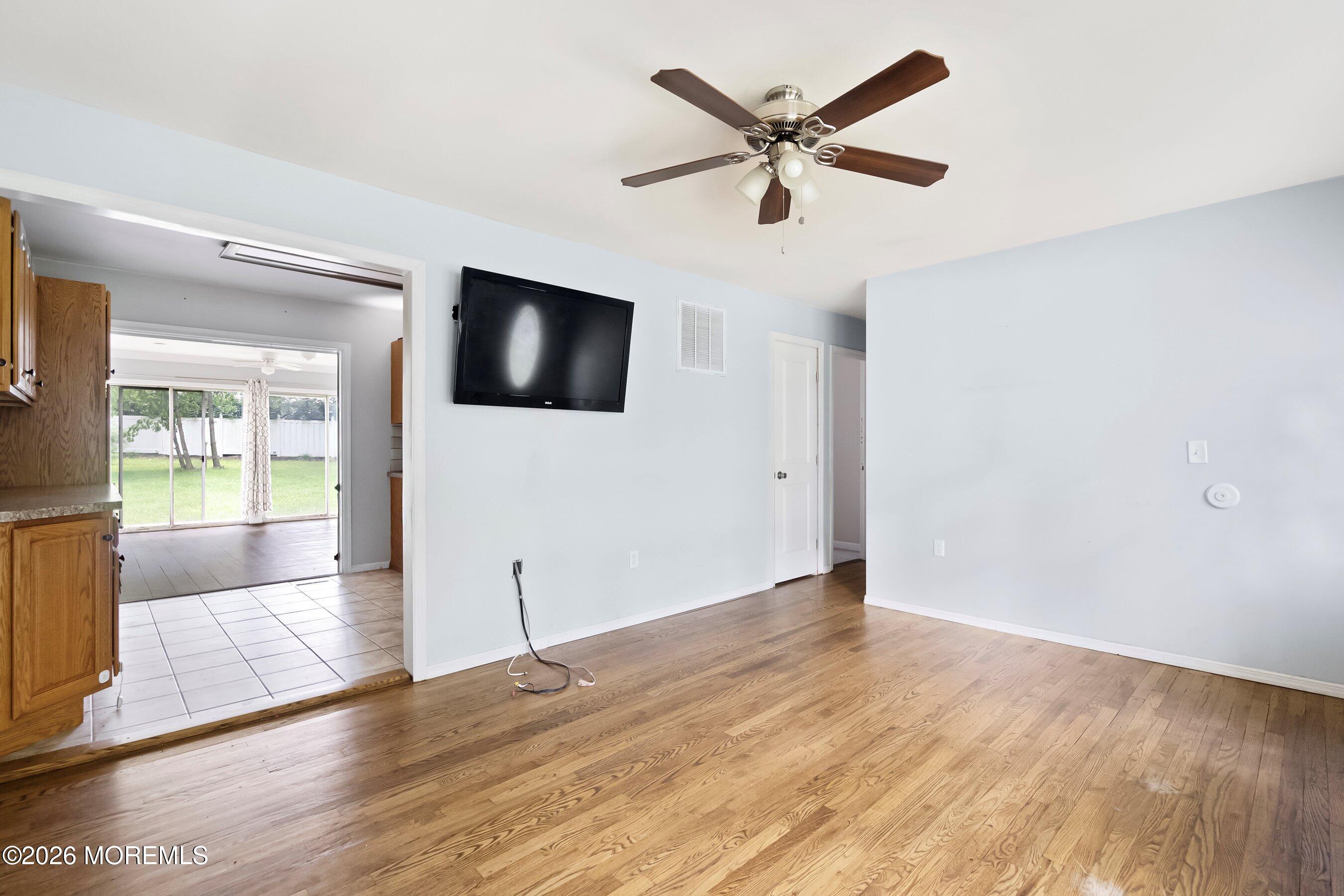 28 Murdock Pl, Jackson, NJ 08527 photo