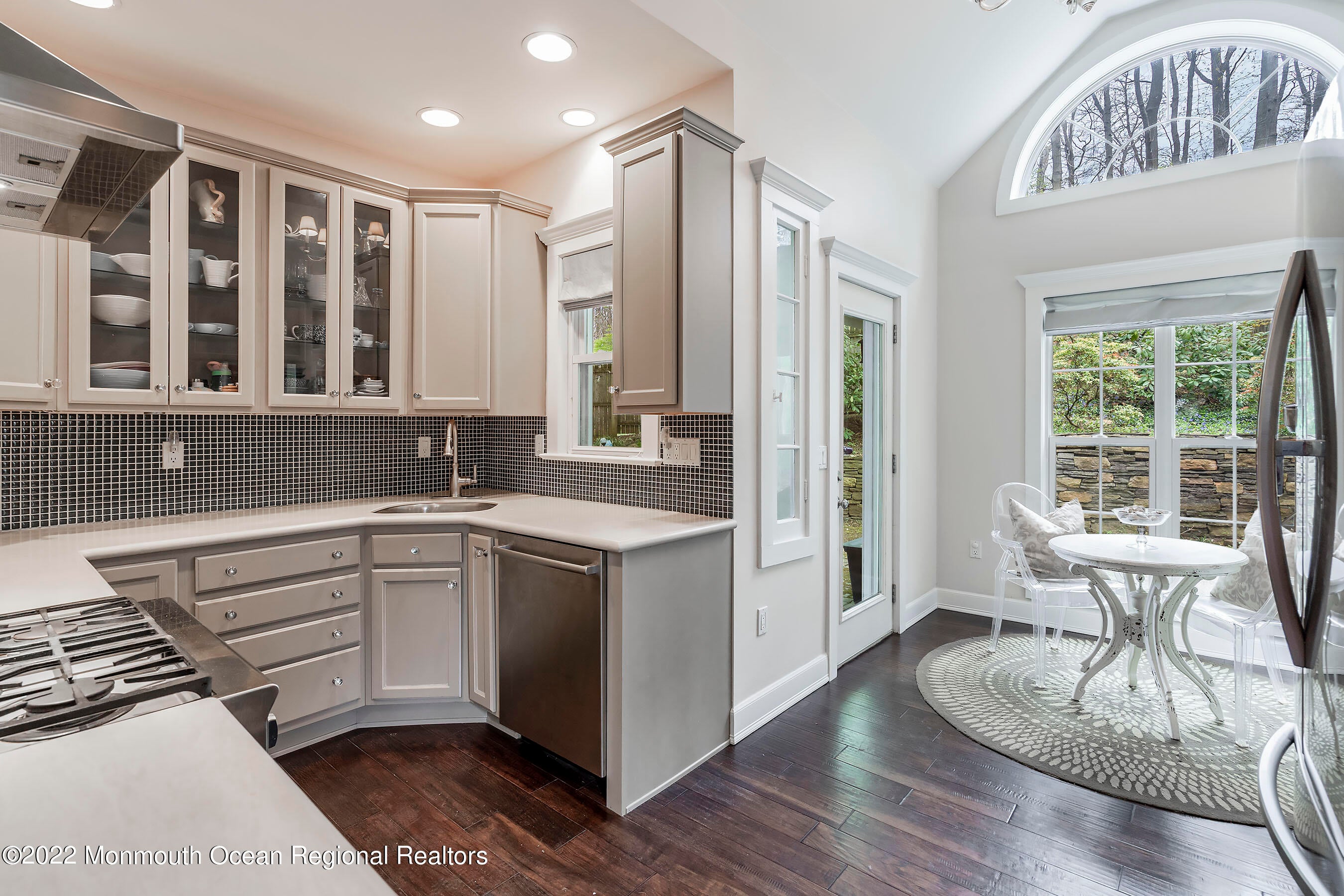 28 Twinlights Terrace, Highlands, NJ 07732 photo