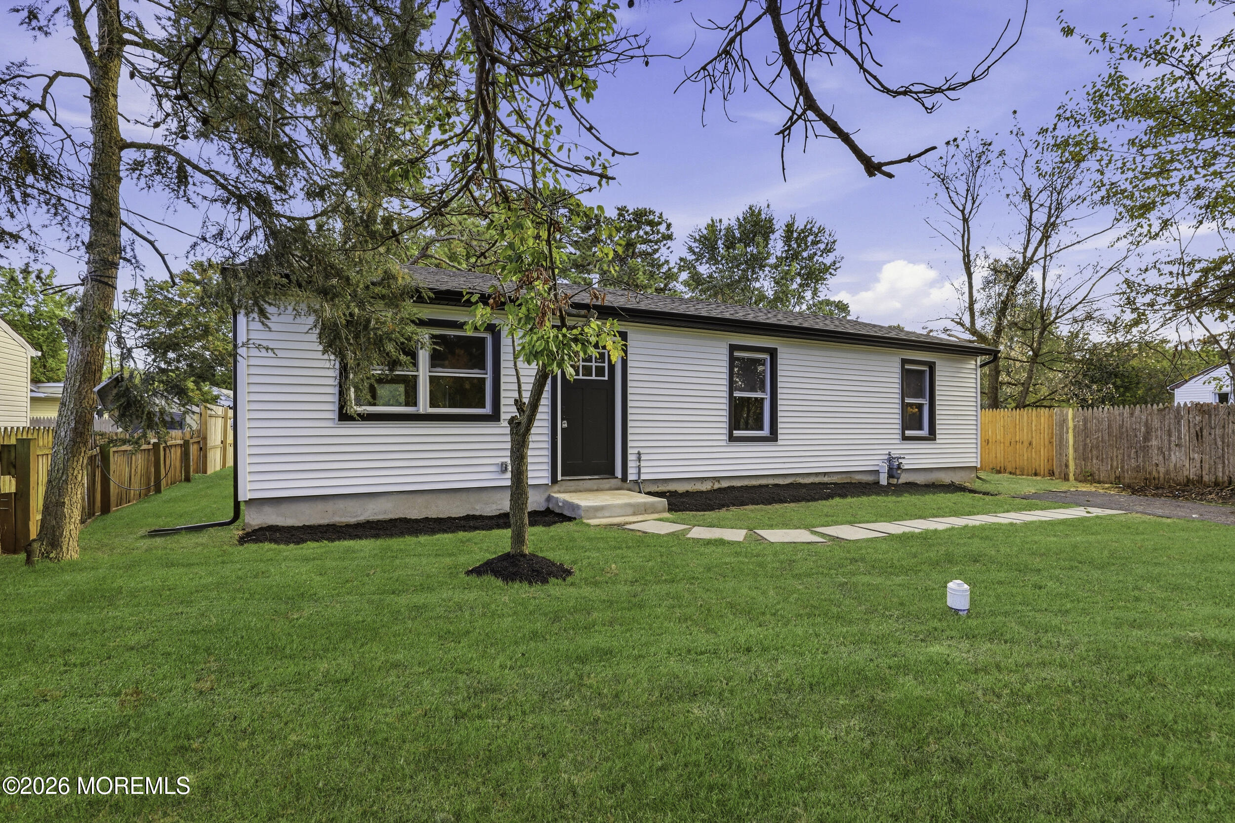 39 Freewood St, Howell, NJ 07731