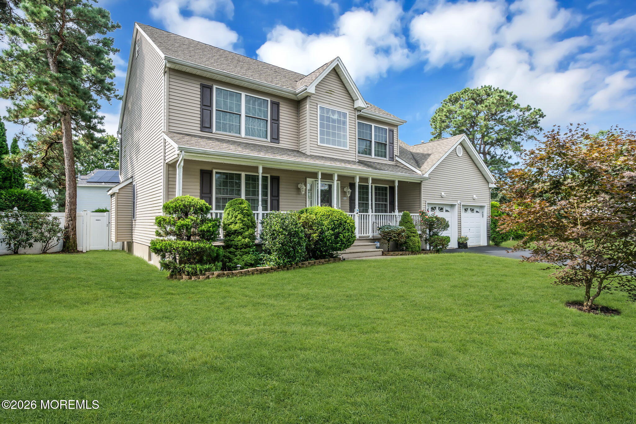 592 Pirate Ln, Manahawkin, NJ 08050 photo