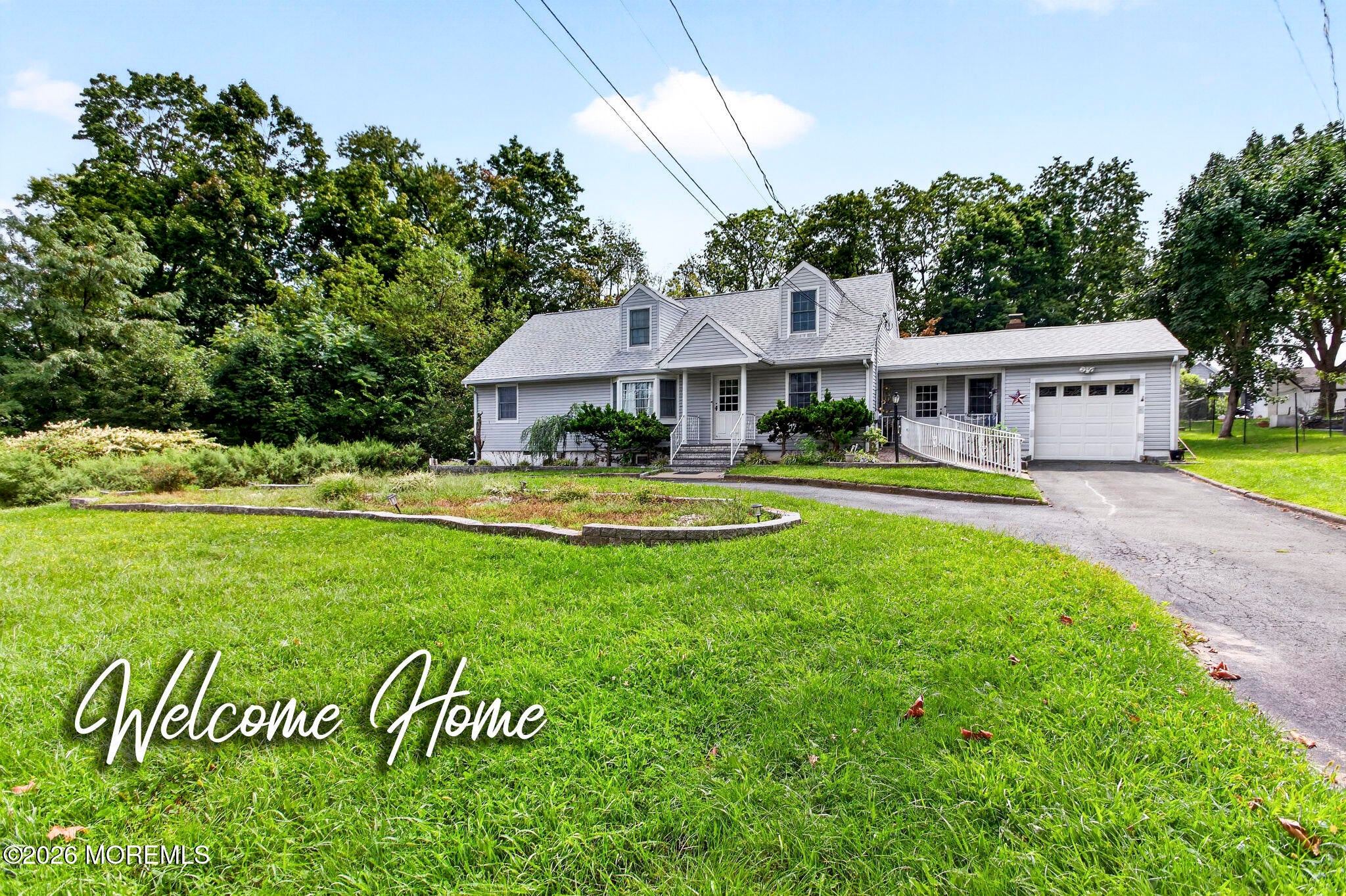 33 Tennent Rd, Morganville, NJ 07751