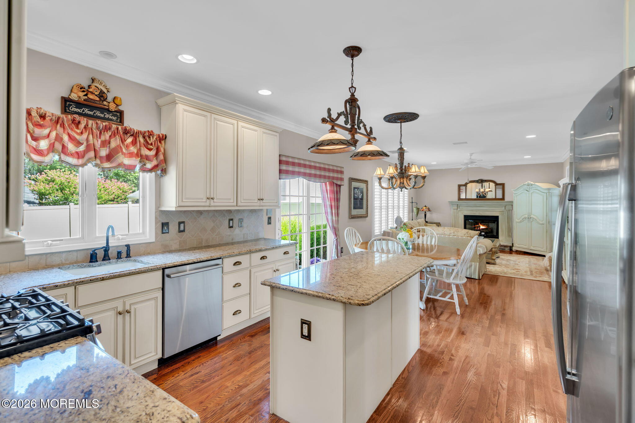 41 Walter Ave, Eatontown, NJ 07724 photo