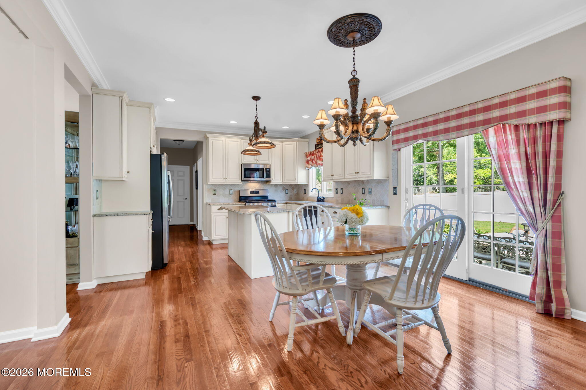 41 Walter Ave, Eatontown, NJ 07724 photo