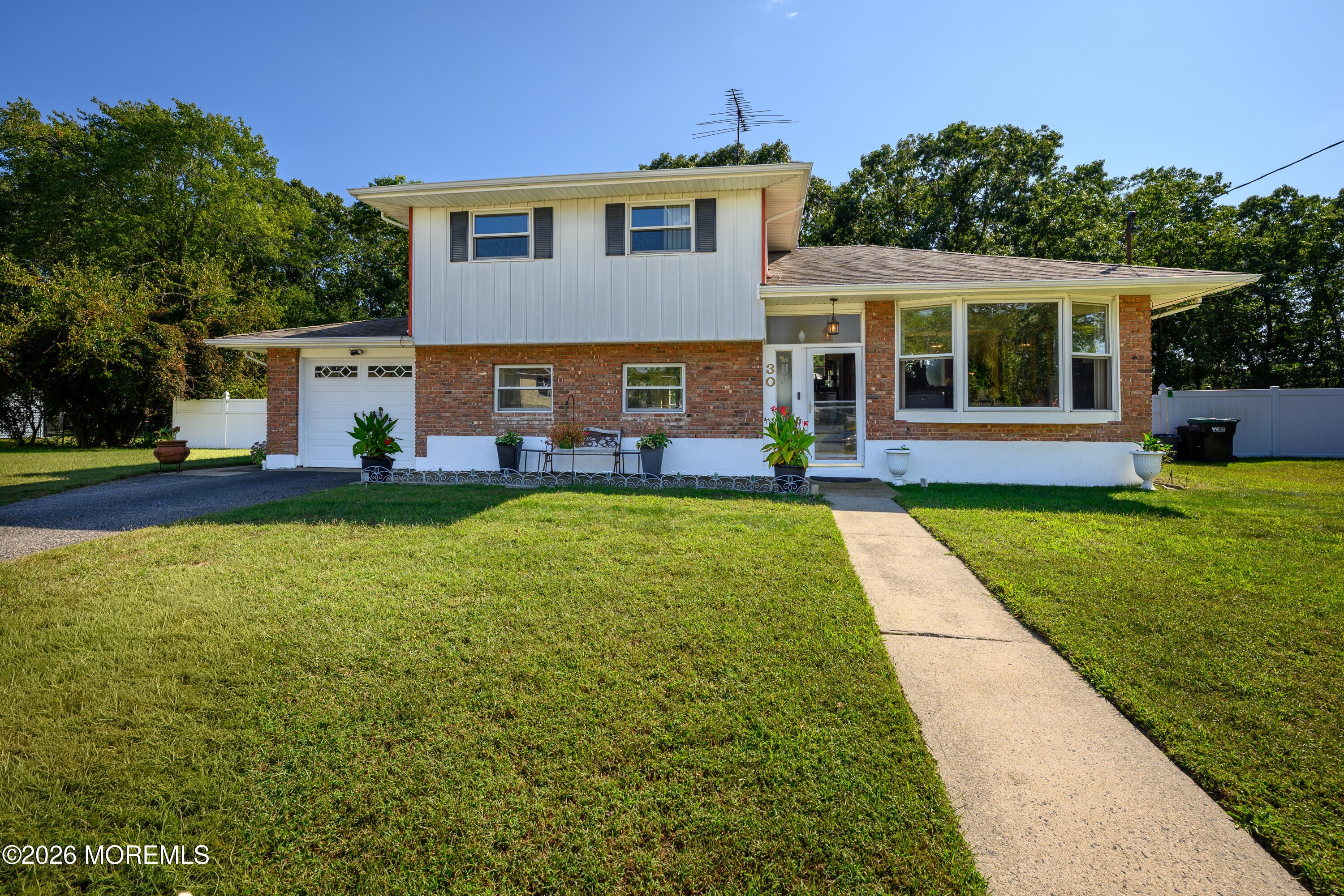 30 Lockwood Ave, Howell, NJ 07731