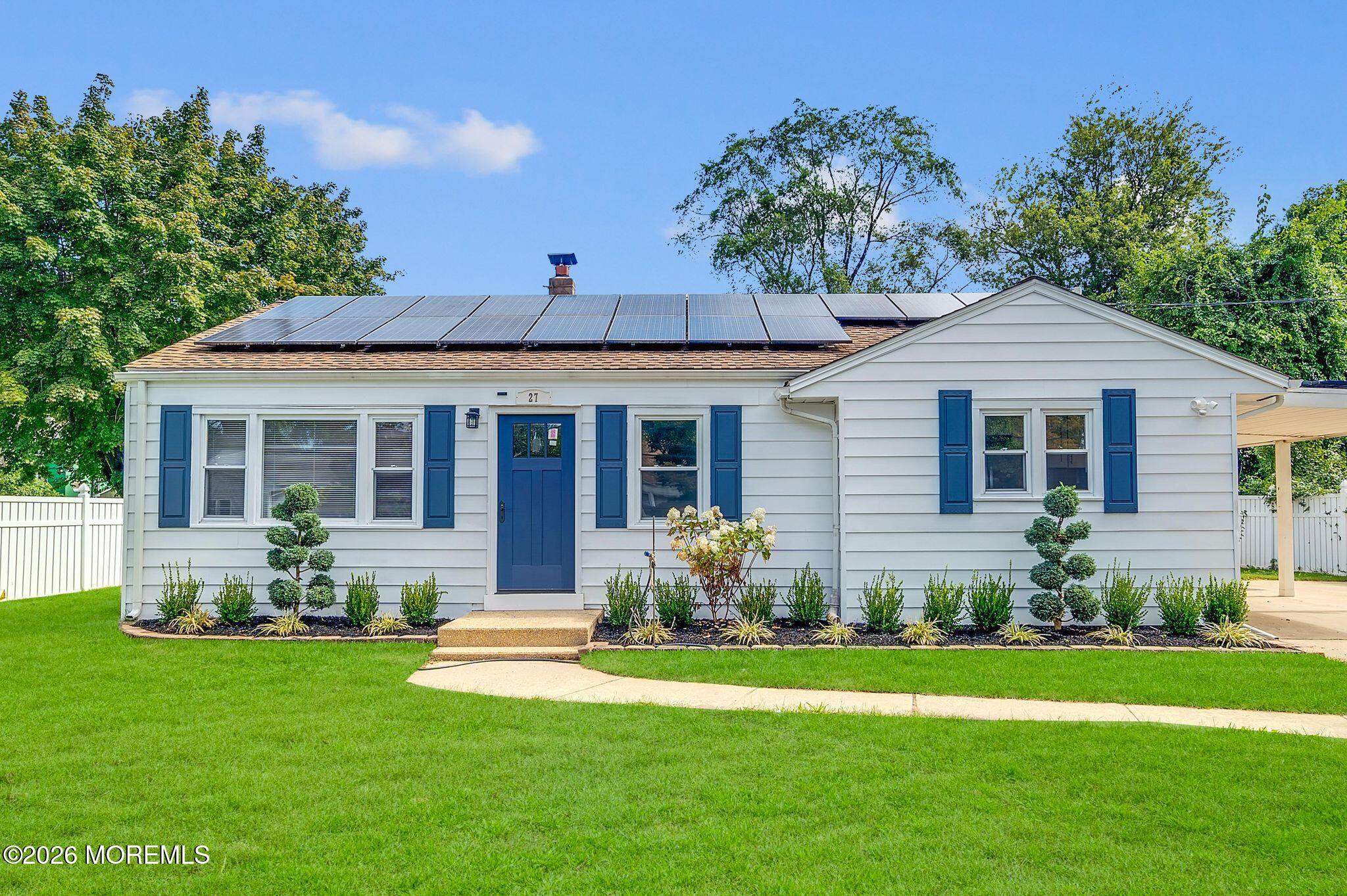 27 Terry Ln, Tinton Falls, NJ 07724