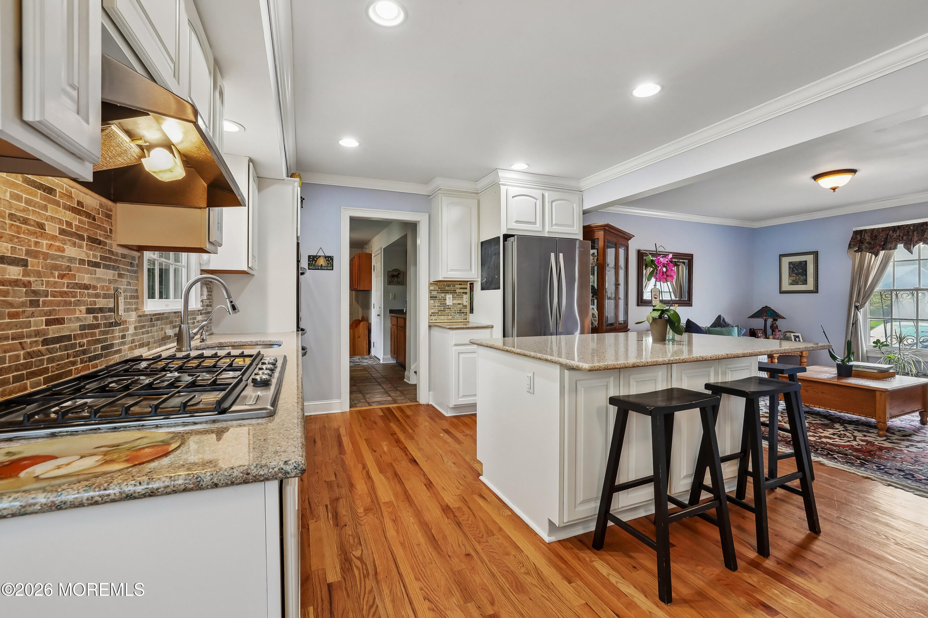 4 Oakwood Ln, Little Silver, NJ 07739 photo