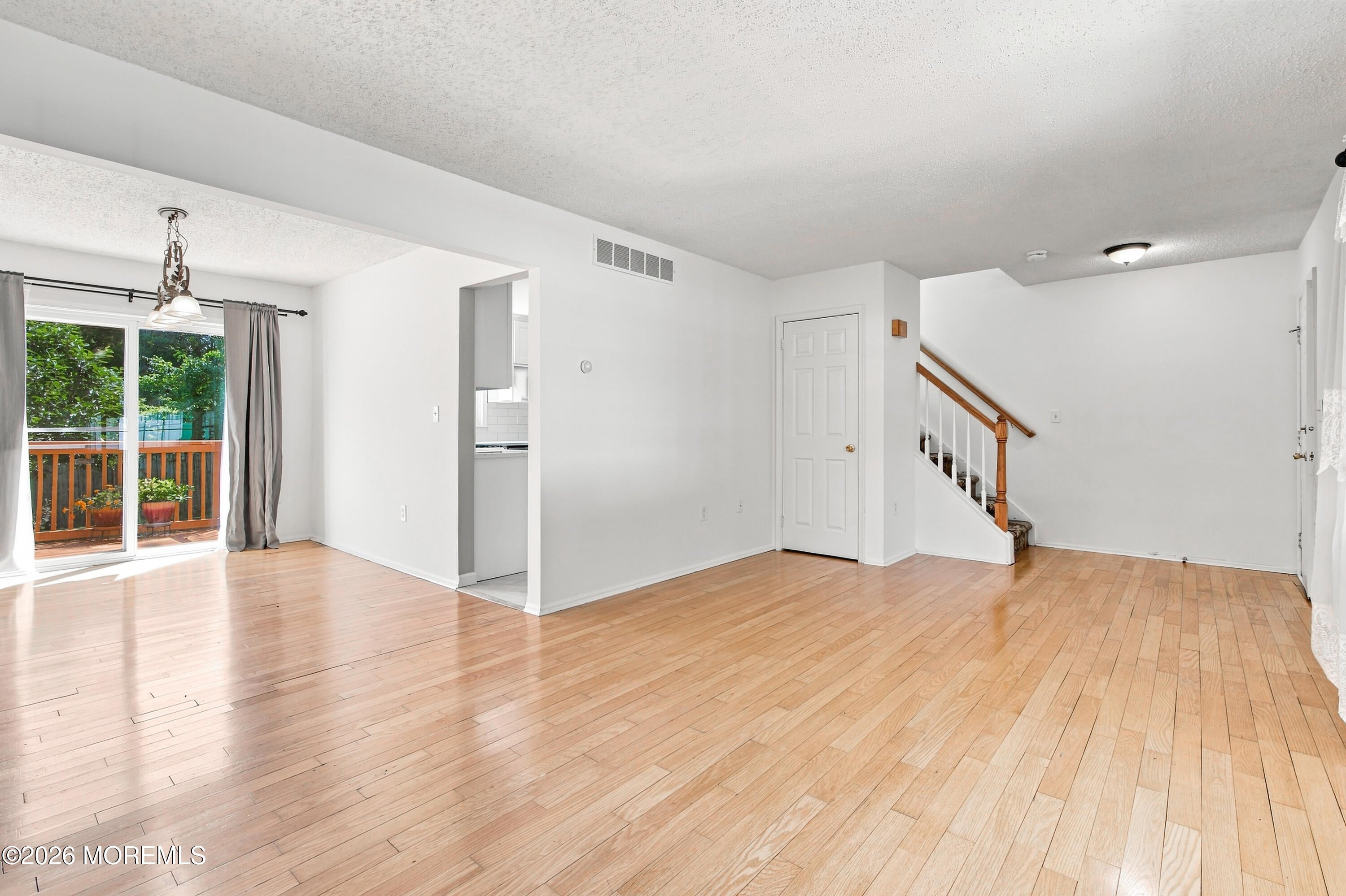 974 Columbus Dr, Brick, NJ 08724 photo