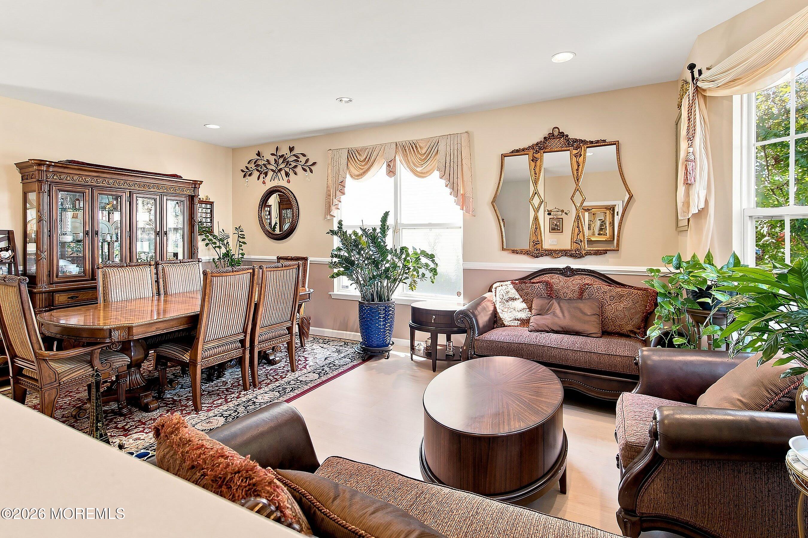 3 Skyline Dr, Hazlet, NJ 07730 photo
