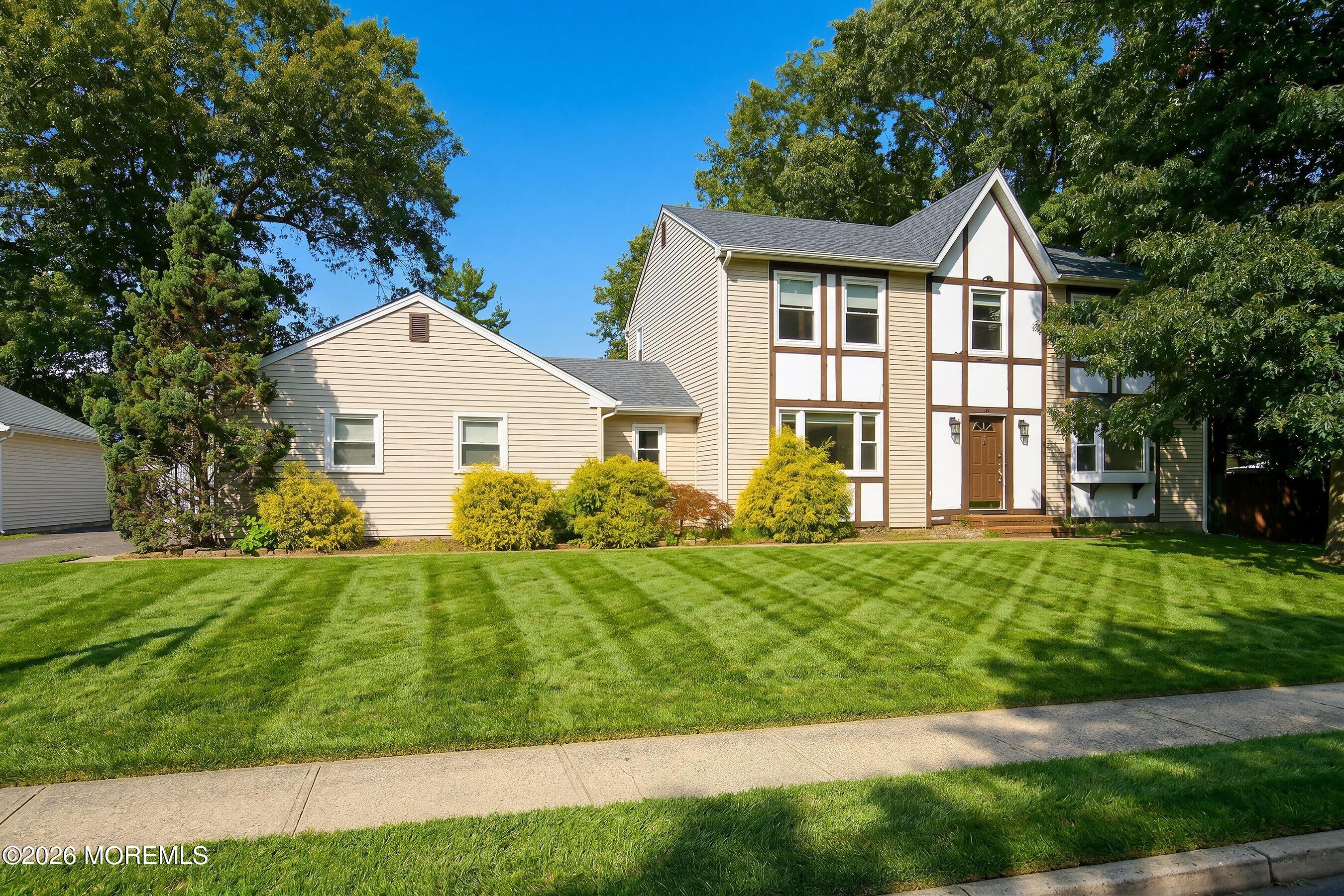 141 Jennifer Dr, Lakewood, NJ 08701 photo