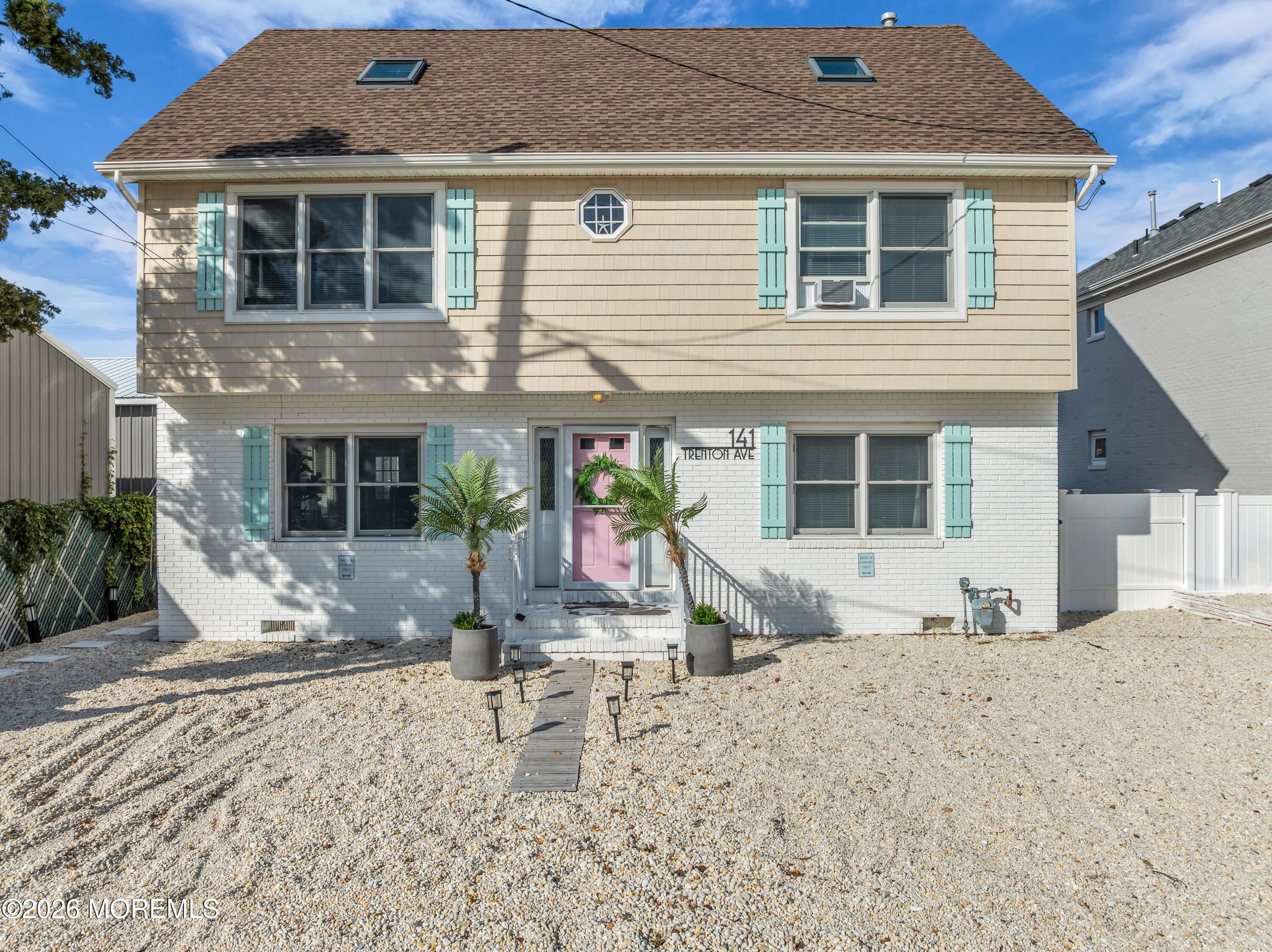 141 Trenton Ave, Lavallette, NJ 08735