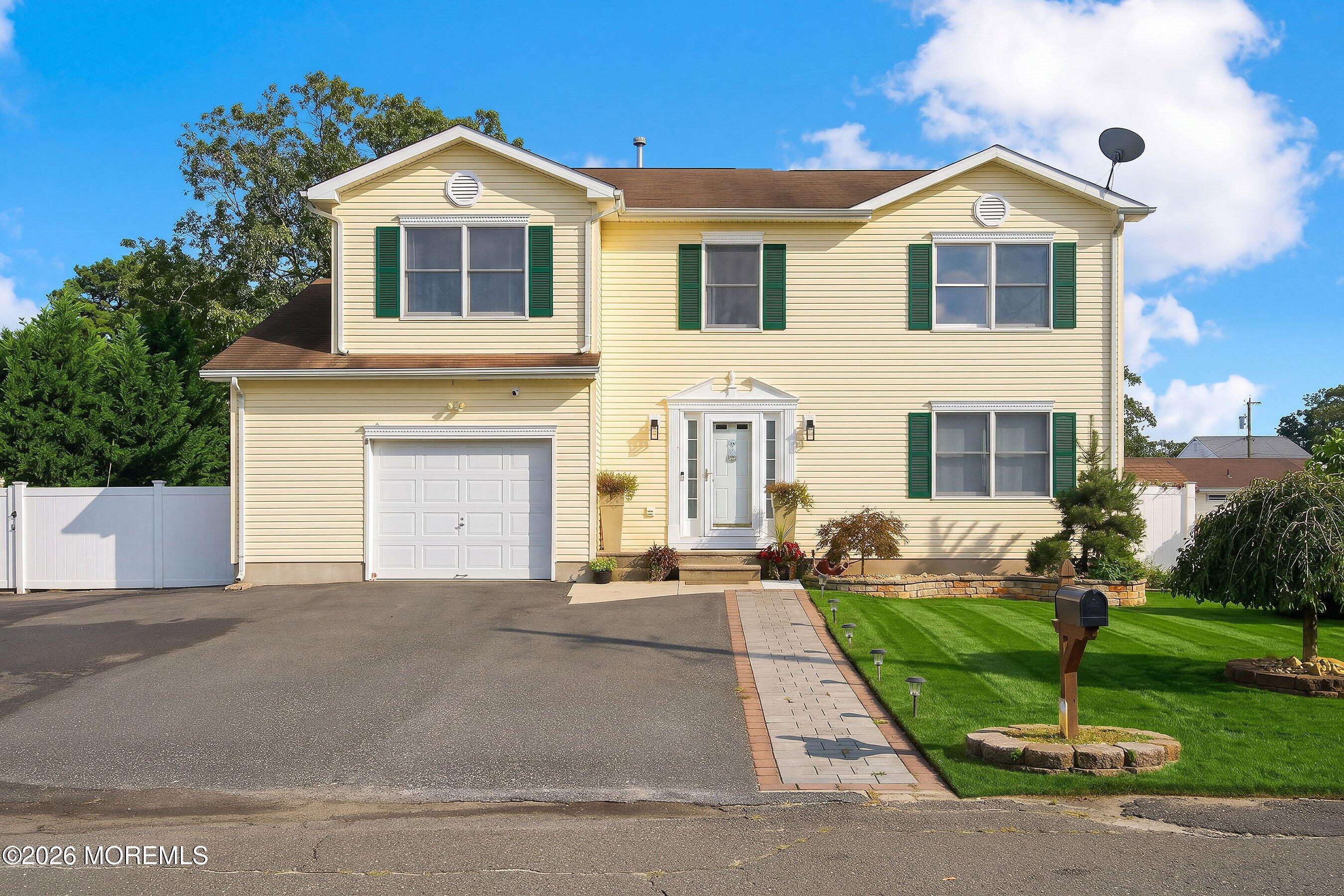 1118 5th Ave, Toms River, NJ 08757