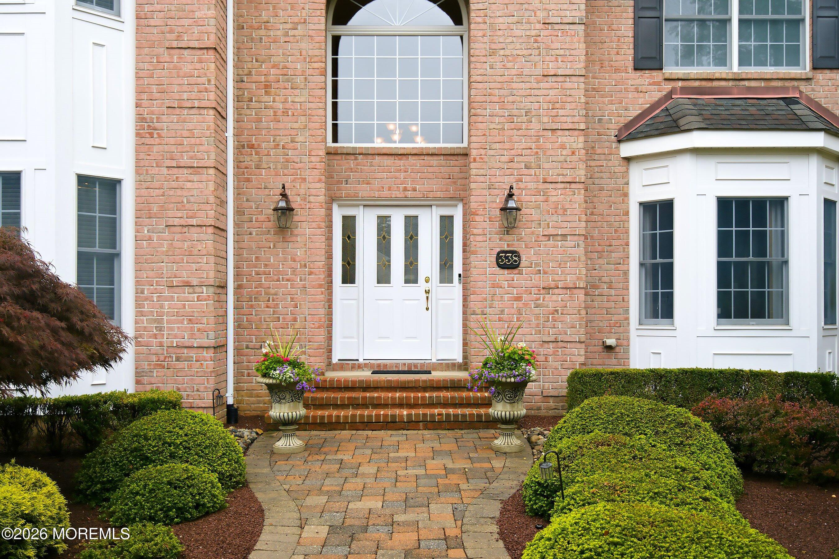 338 Valley View Cir, Freehold, NJ 07728 photo