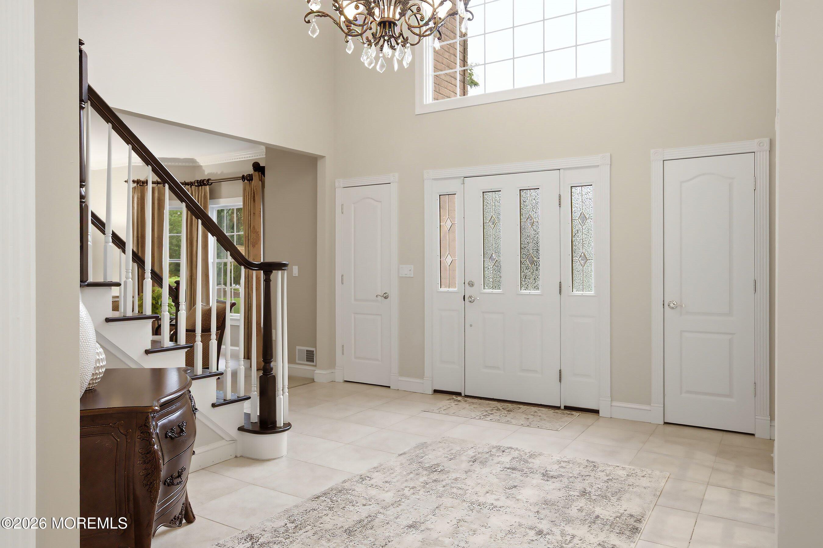 338 Valley View Cir, Freehold, NJ 07728 photo
