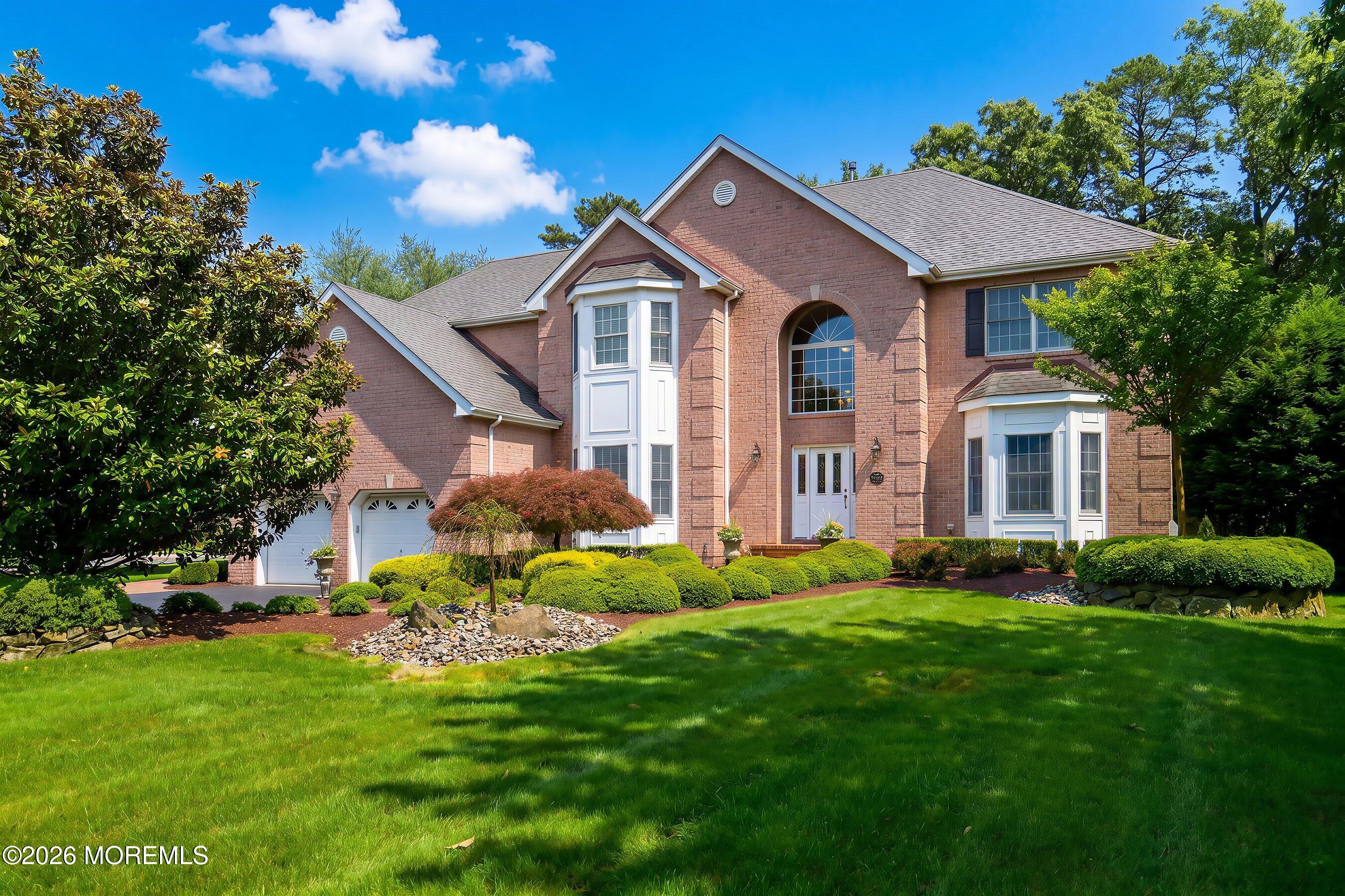 338 Valley View Cir, Freehold, NJ 07728 photo