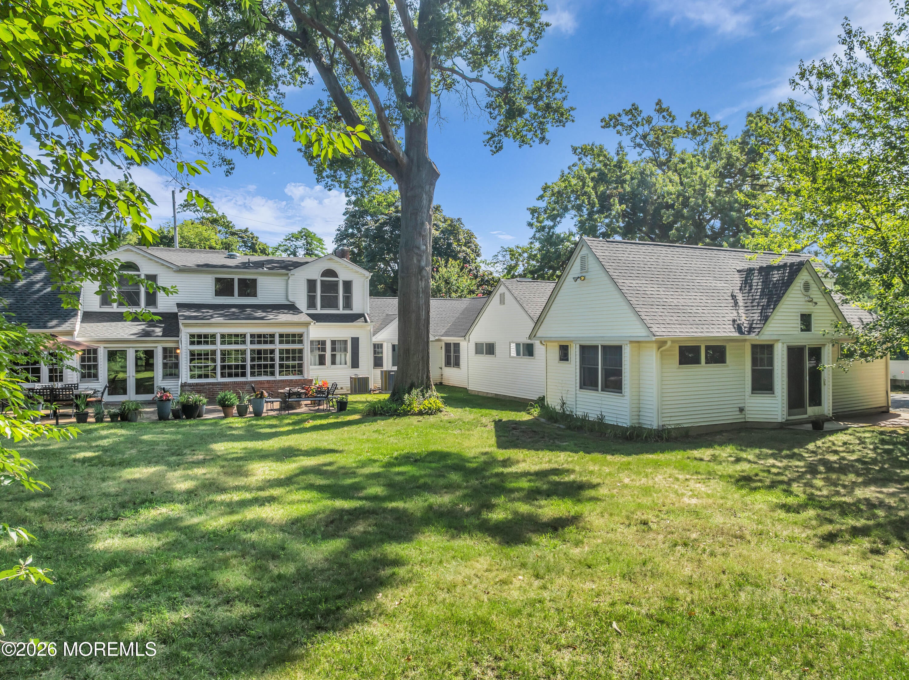 140 Tindall Rd, Middletown, NJ 07748