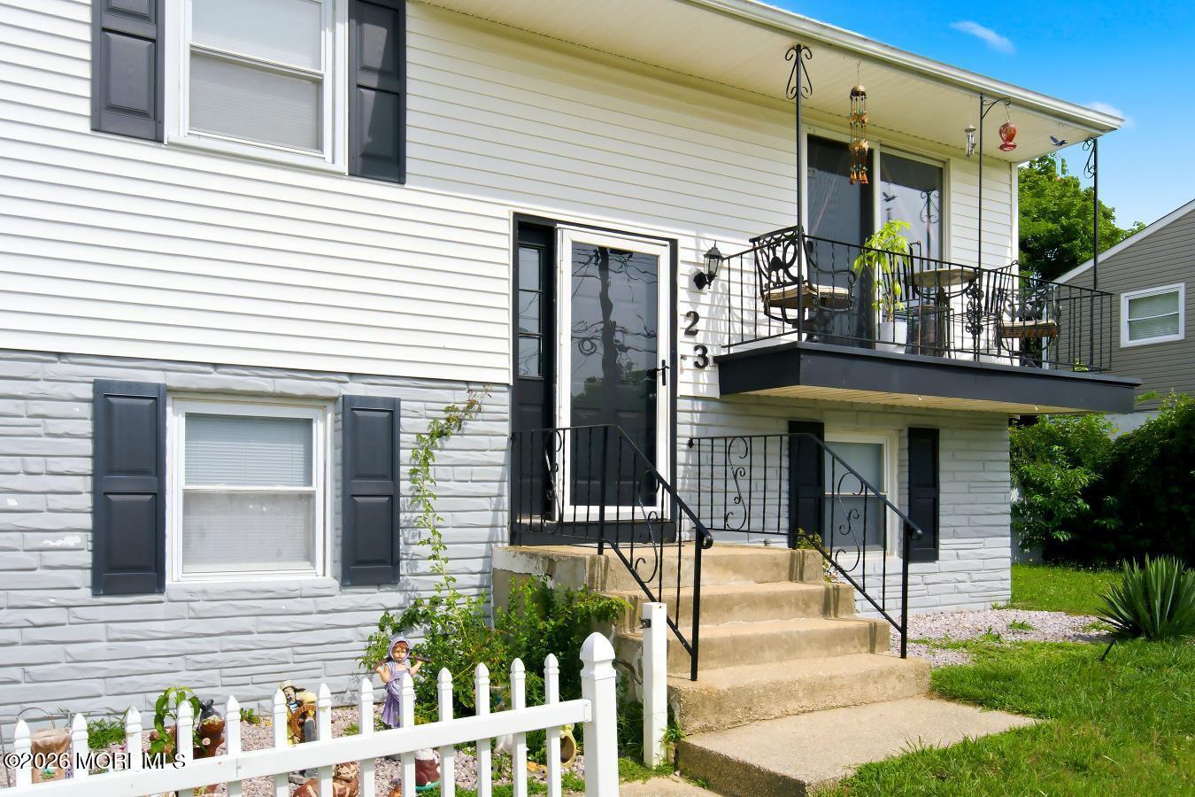 23 W Ridge Rd, Toms River, NJ 08755 photo
