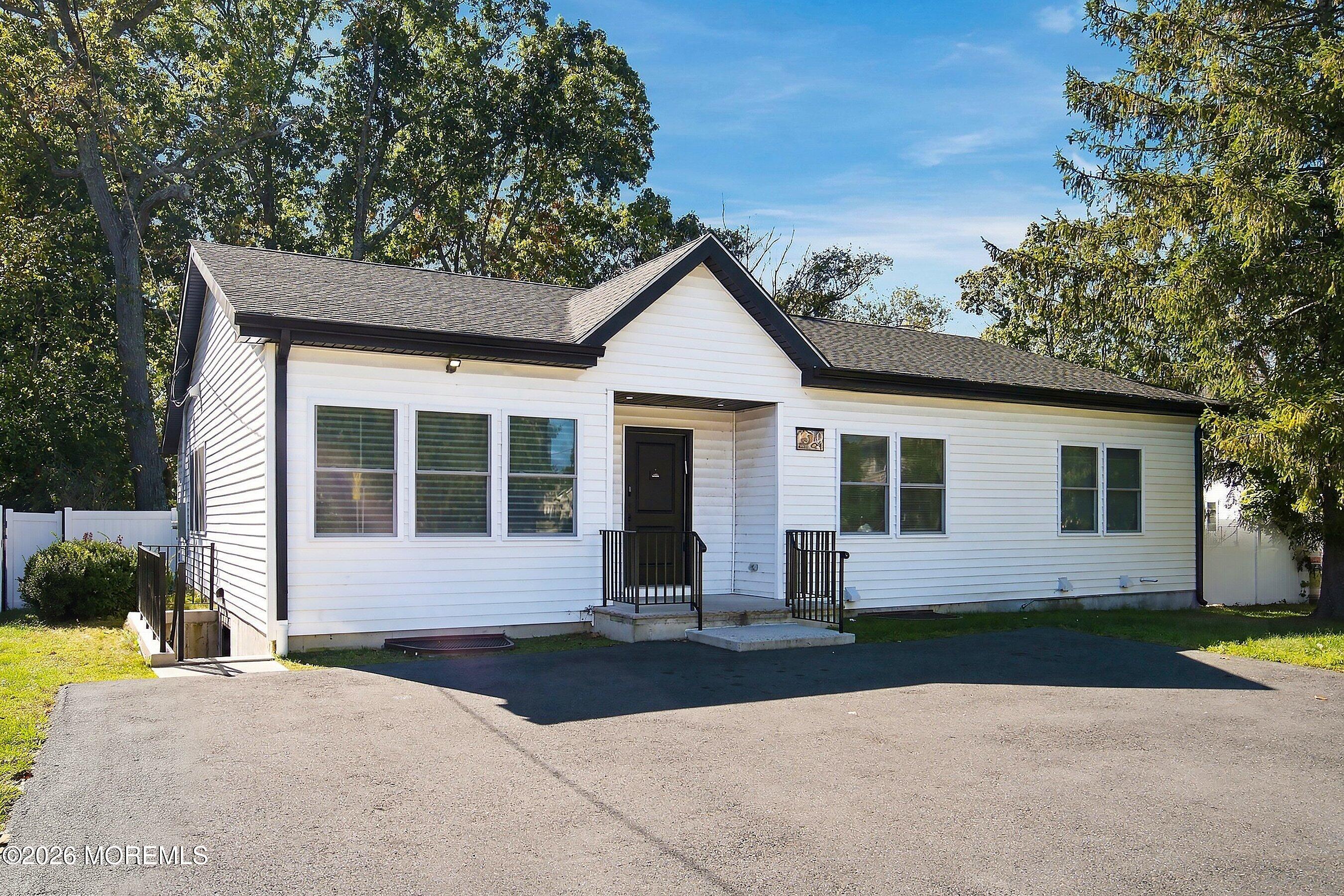 1310 Central Ave, Lakewood, NJ 08701