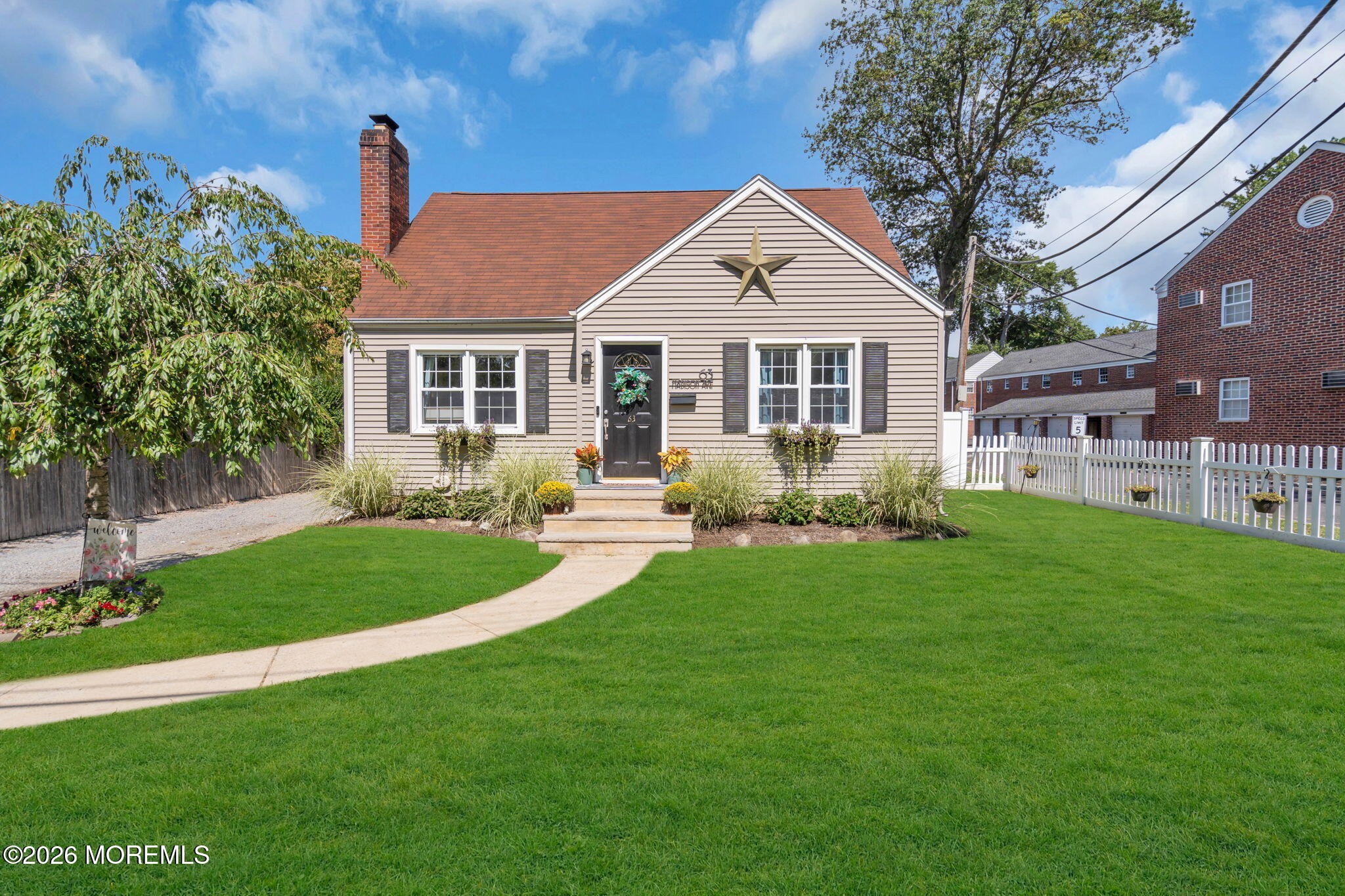 63 Madison Ave, Red Bank, NJ 07701 photo