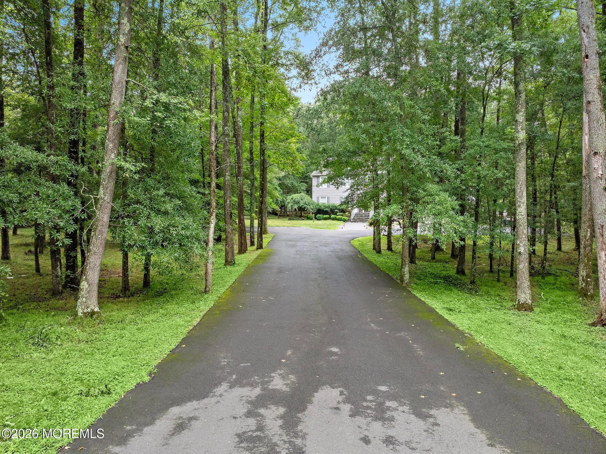 289 Cranberry Rd, Farmingdale, NJ 07727 photo