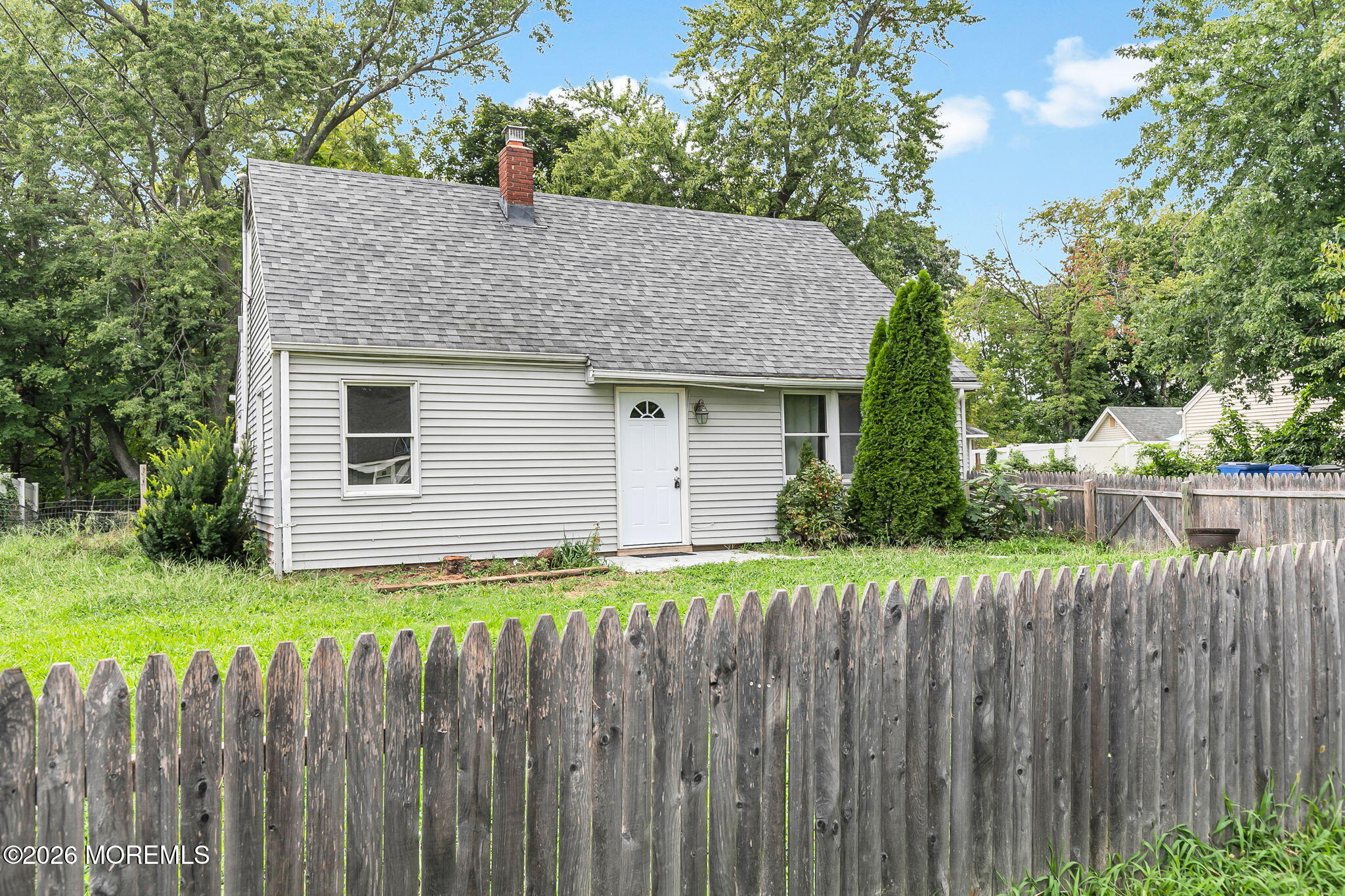 10 Steven Ave, Tinton Falls, NJ 07724