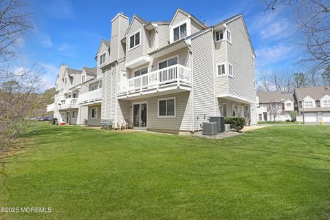 Condominium in Toms River NJ 4108 Norma Place.jpg
