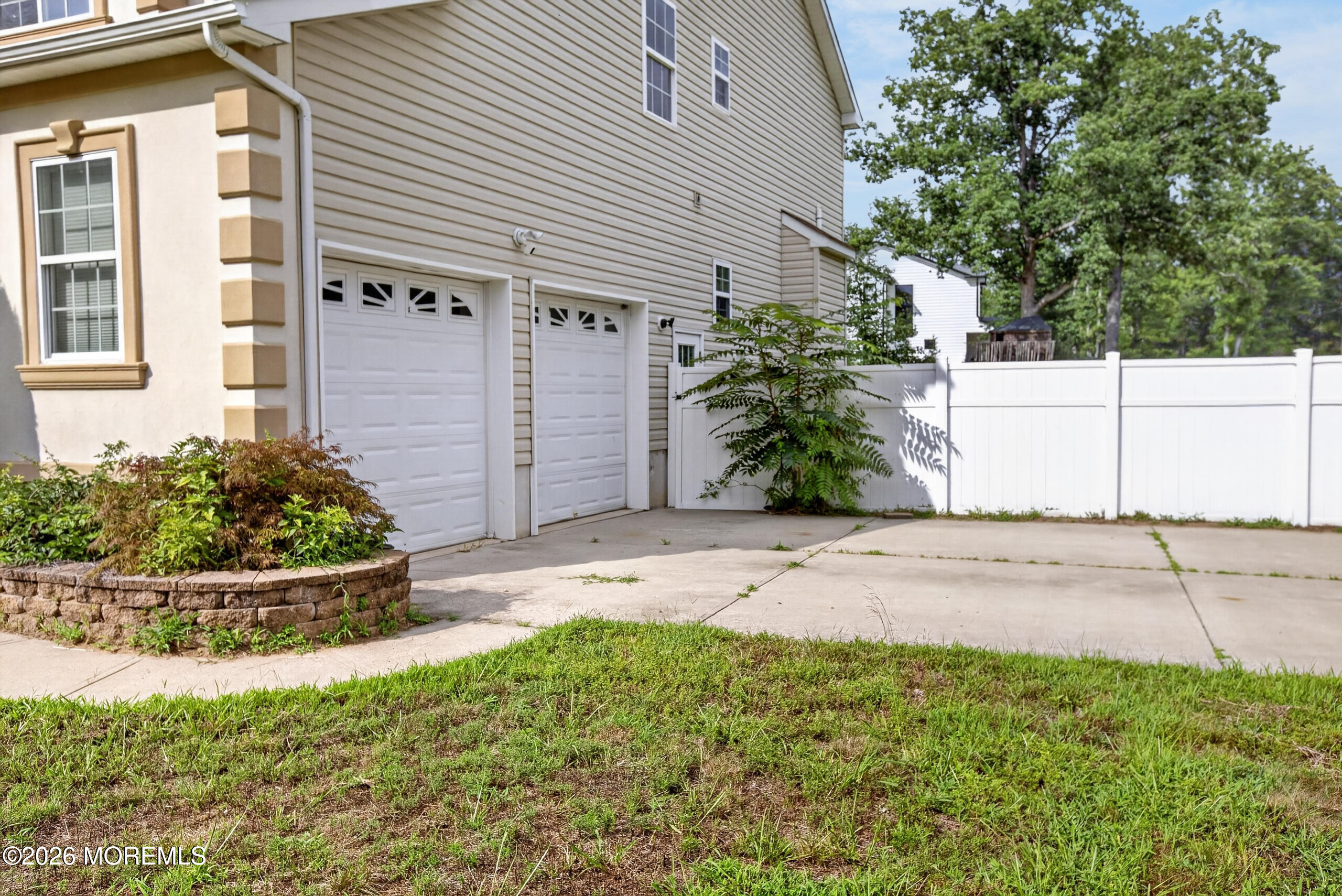 893 Lakehurst Ave, Jackson, NJ 08527 photo