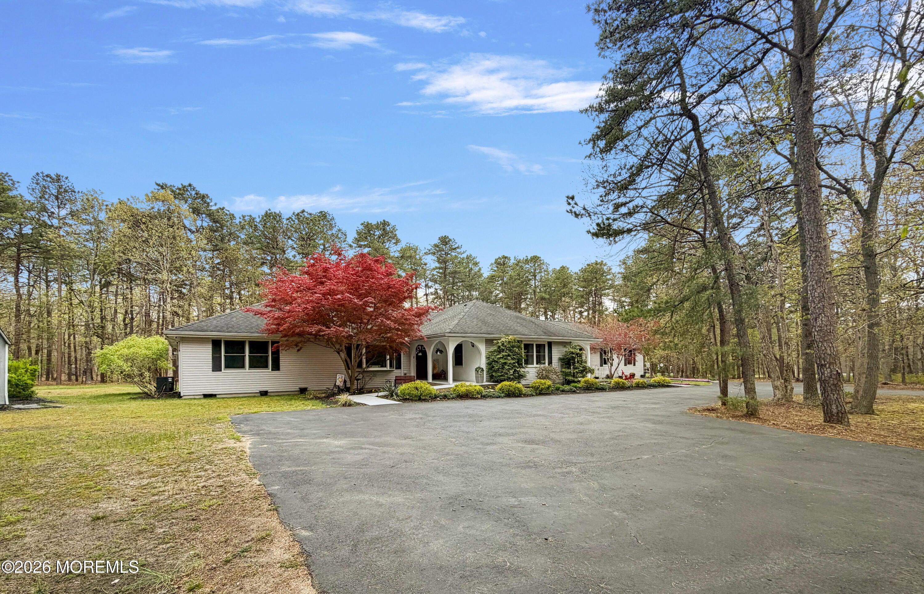 379 E Bird Village Rd, Jackson, NJ 08527 photo