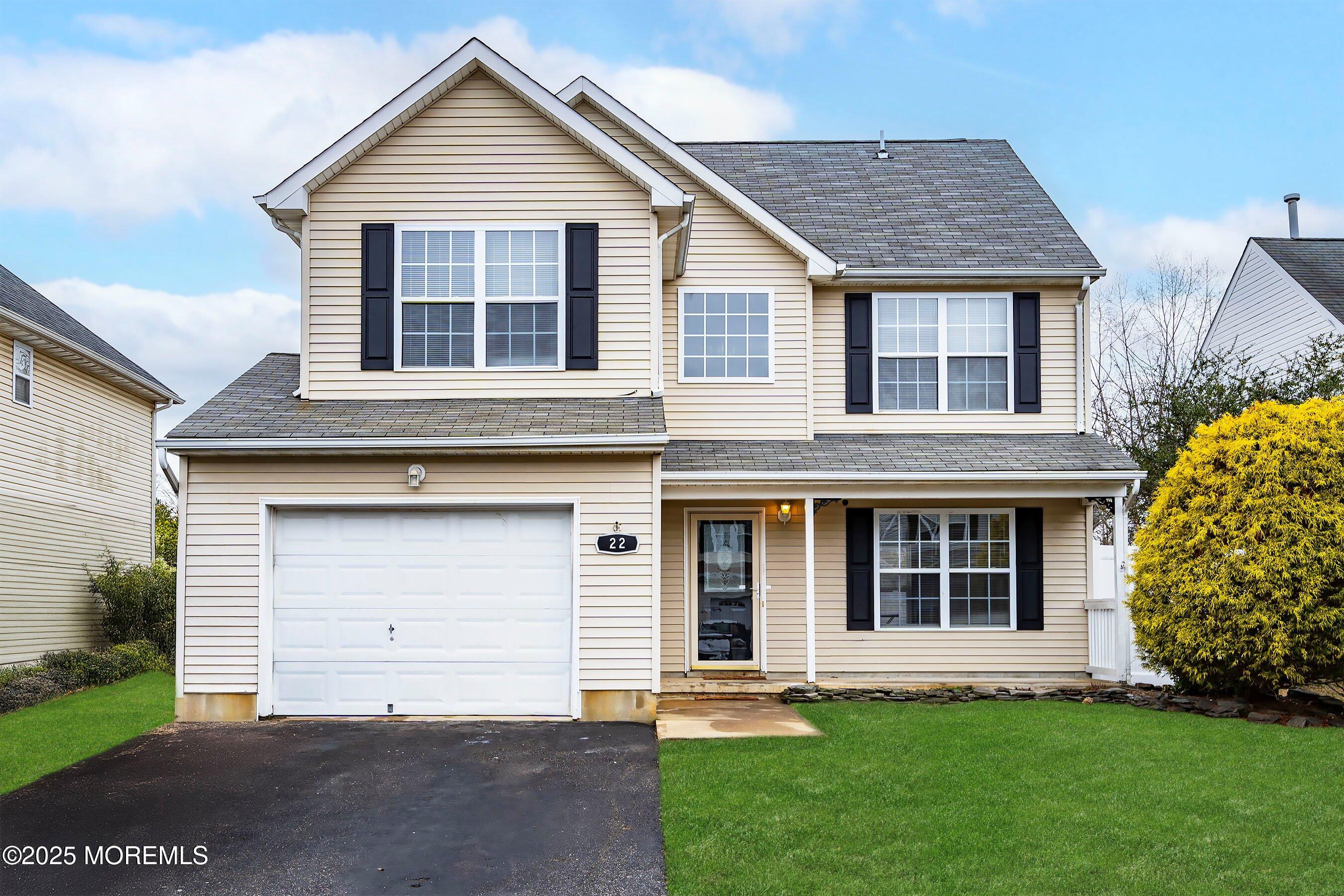 22 Marlin Dr, Bayville, NJ 08721