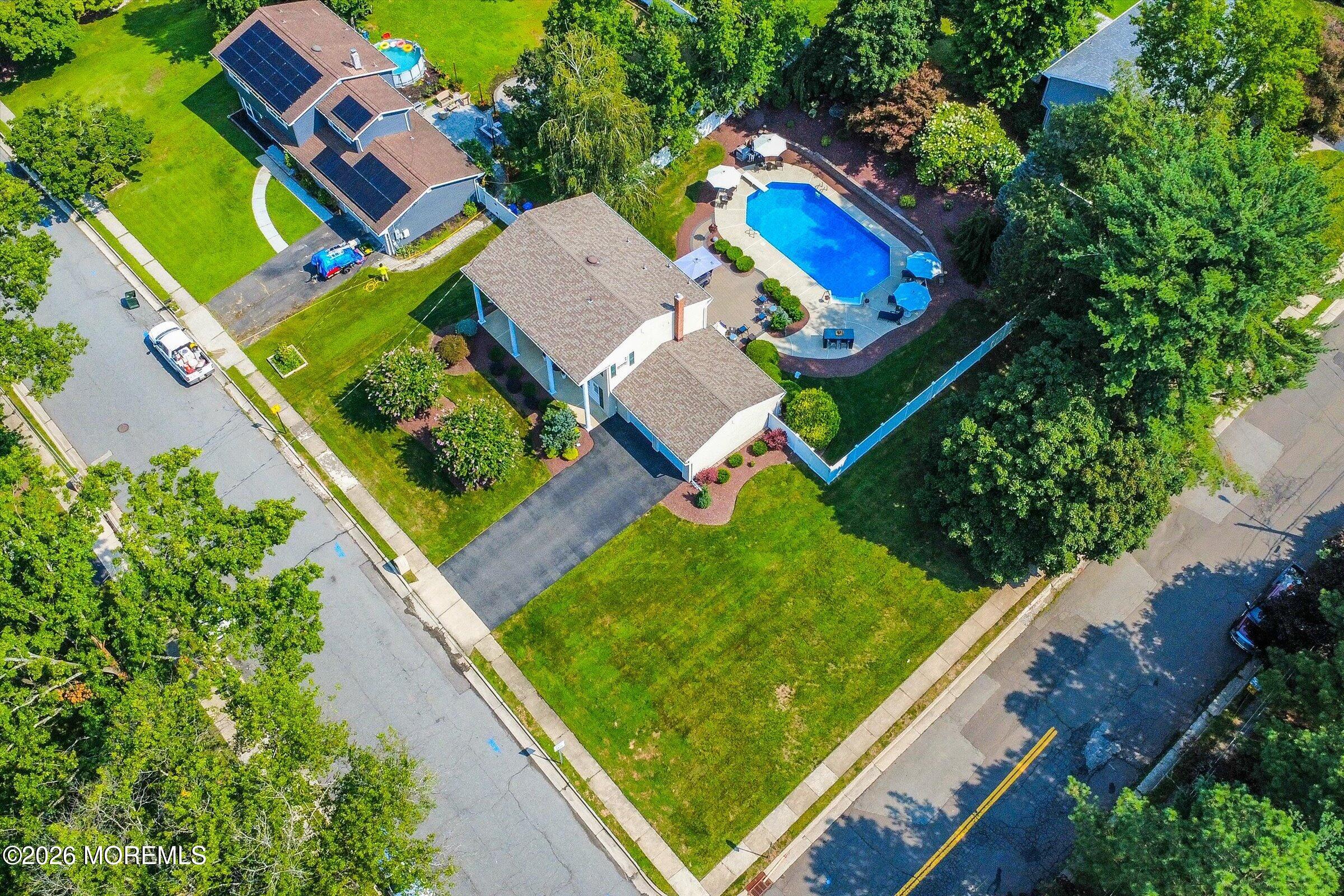 28 Millay Rd, Morganville, NJ 07751 photo
