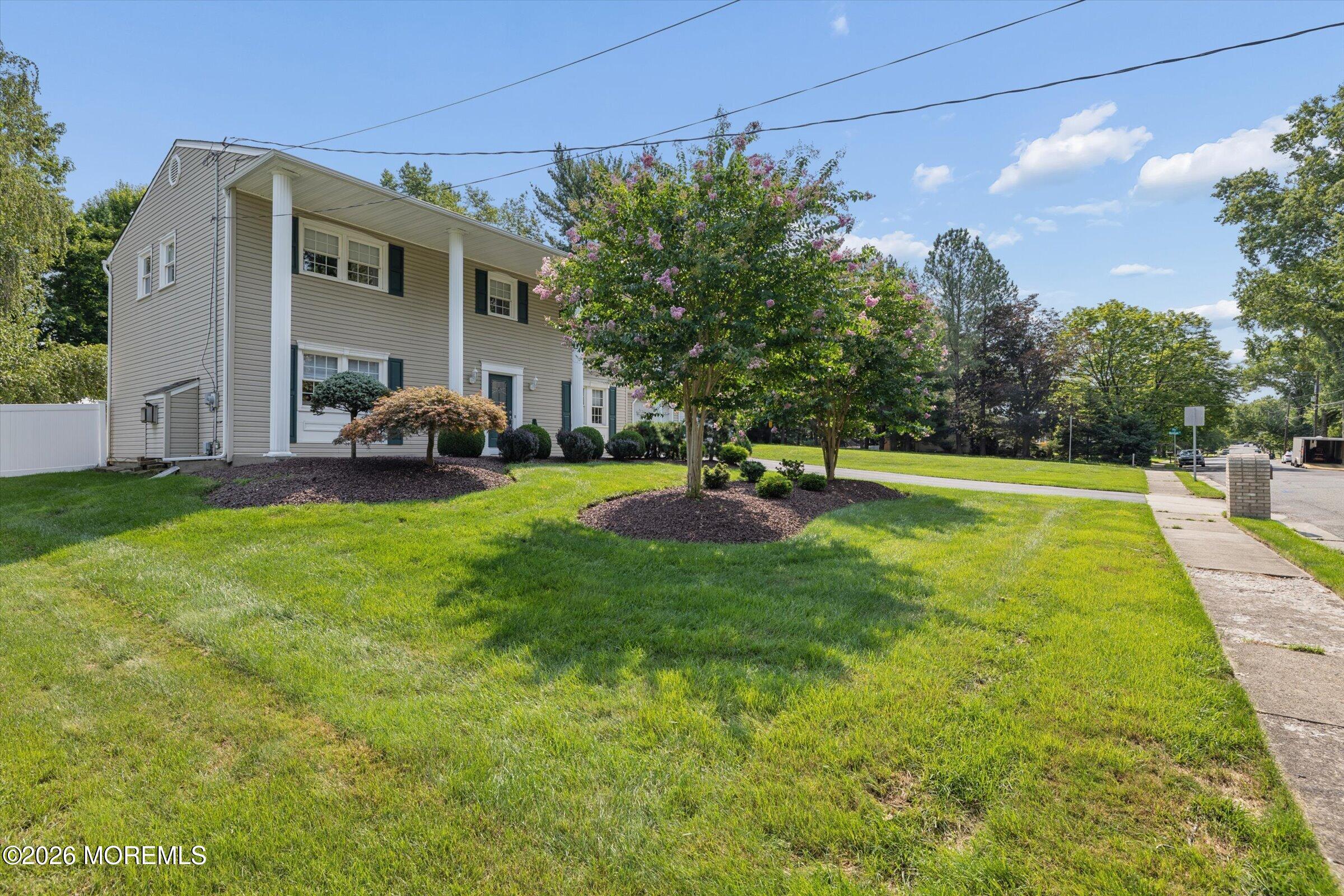 28 Millay Rd, Morganville, NJ 07751 photo
