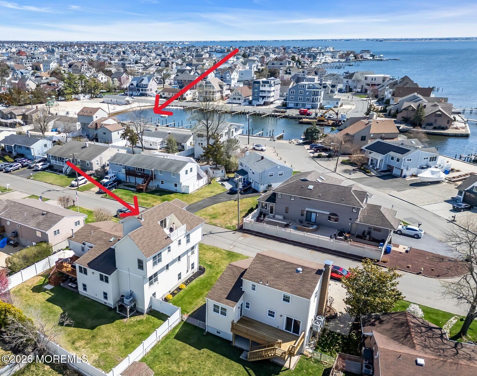 8 Bartine St, Toms River, NJ 08753 photo