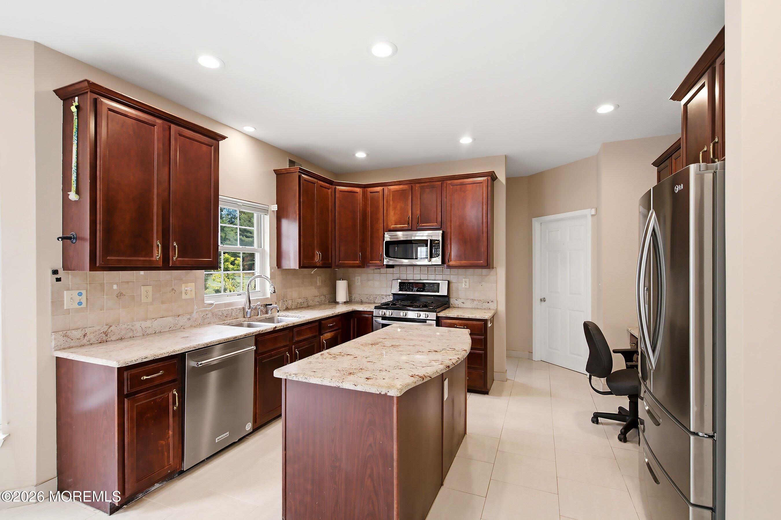 3 Short Hills Blvd, Jackson, NJ 08527 photo