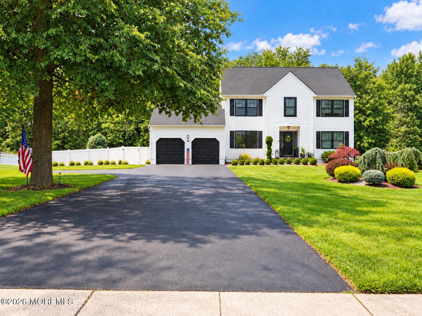14 Taylors Mills Rd, Manalapan, NJ 07726