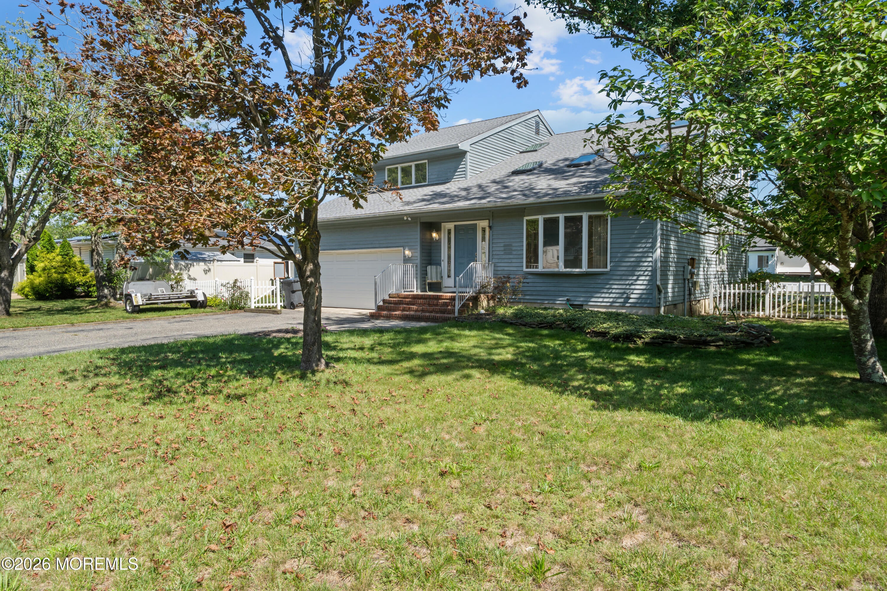 683 Mccormick Dr, Toms River, NJ 08753 photo