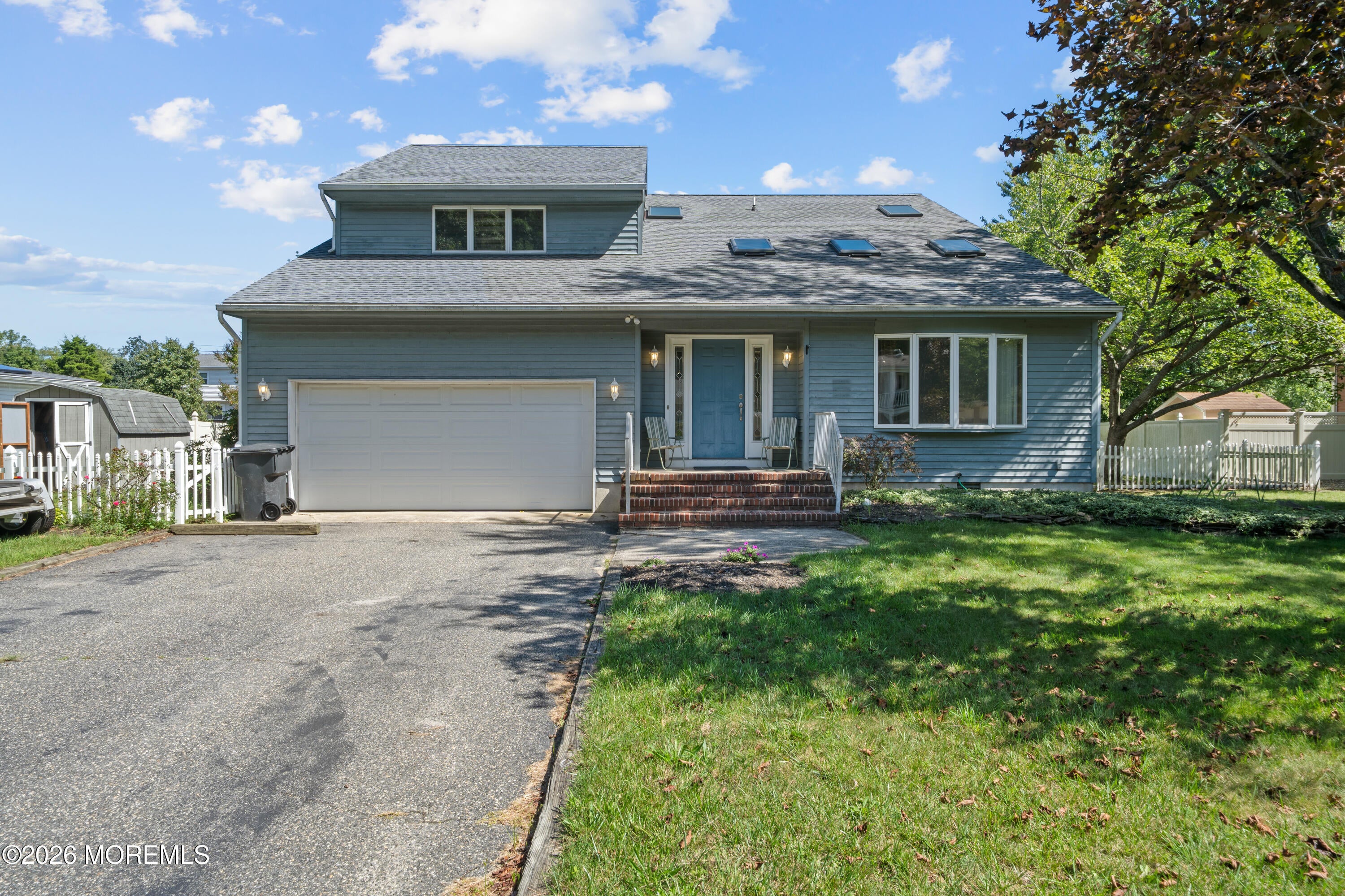 683 Mccormick Dr, Toms River, NJ 08753