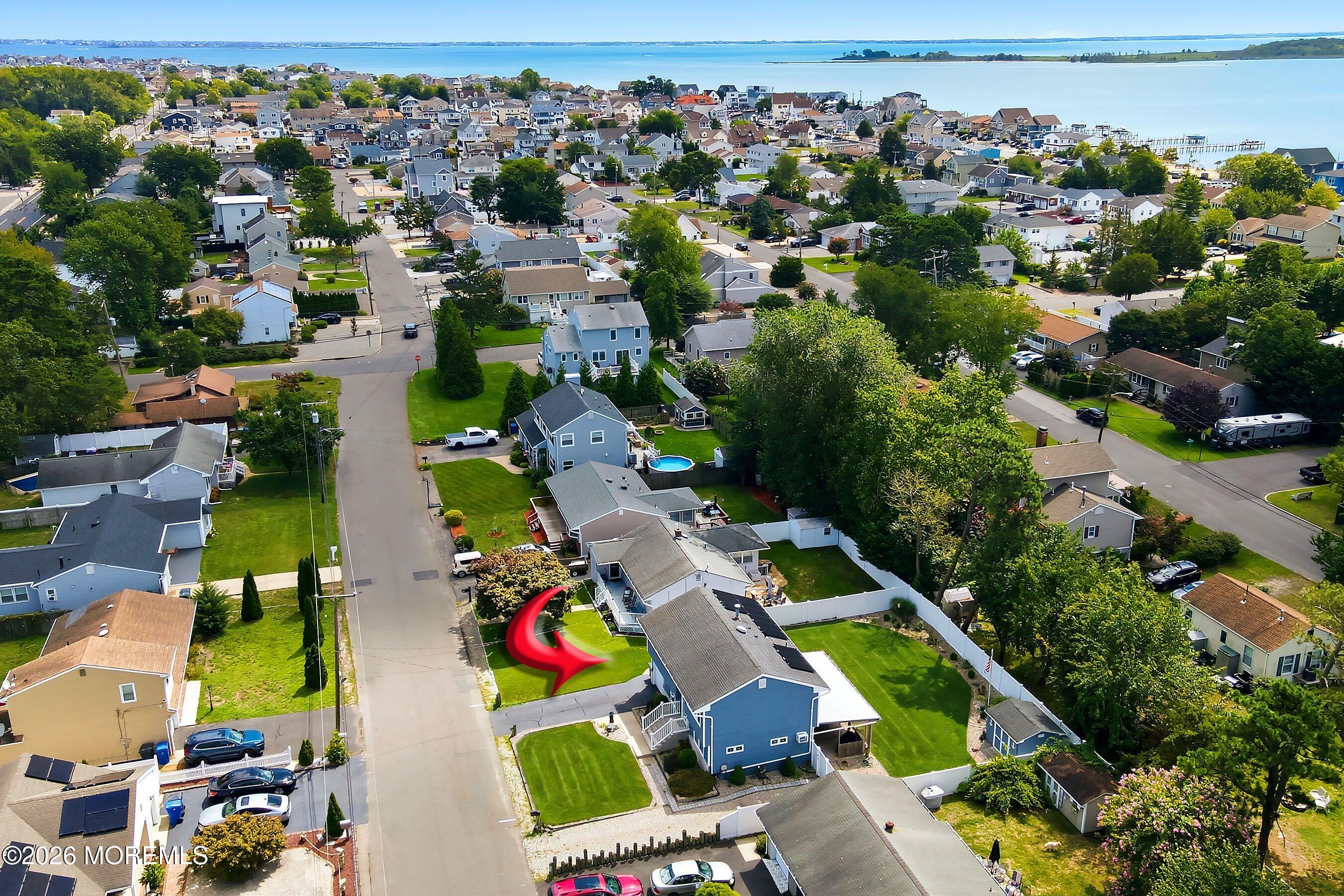 165 Walnut Creek Ln, Toms River, NJ 08753 photo