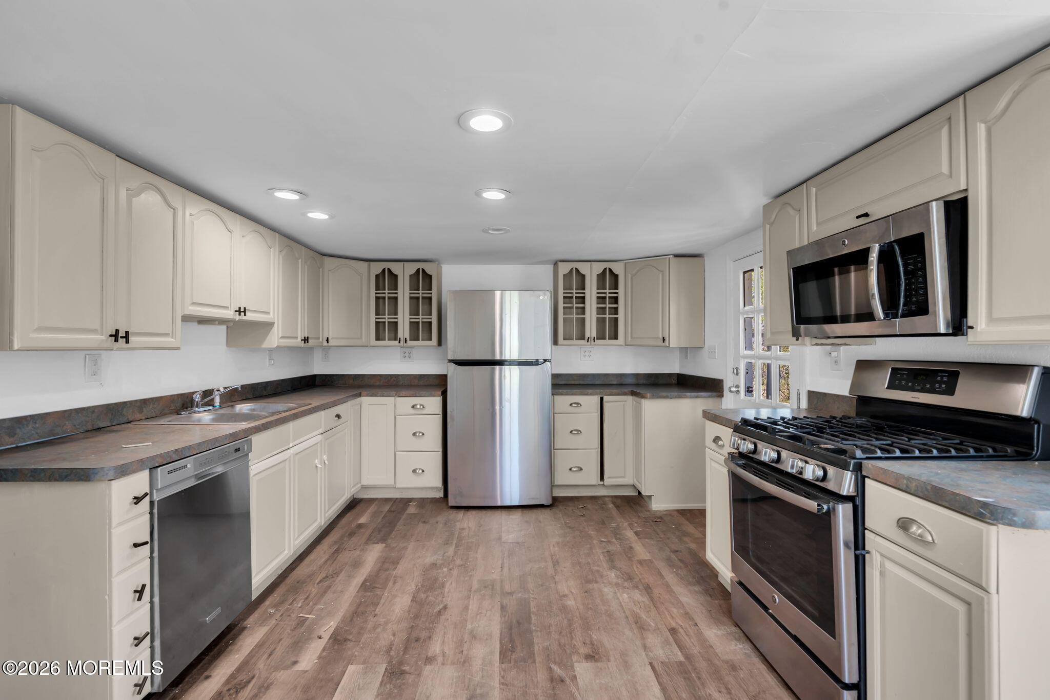9 Arneytown Hornerstown Rd, Upper Freehold, NJ 08501