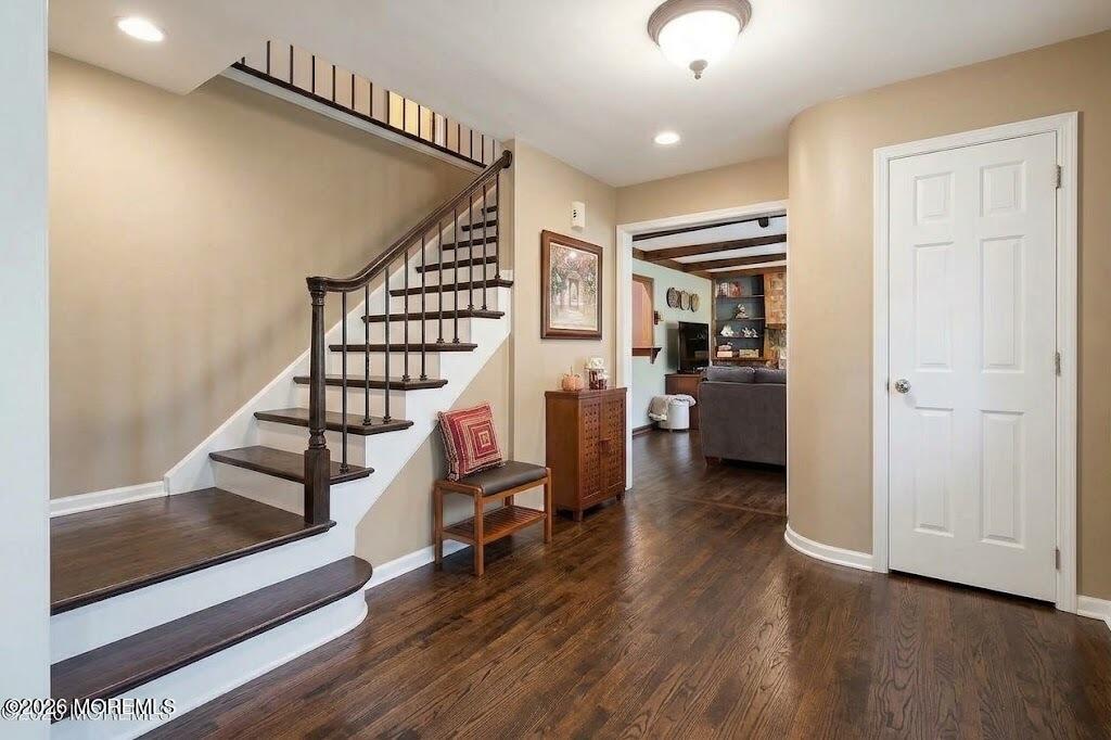 5 Point 0 Woods Rd, Middletown, NJ 07748 photo