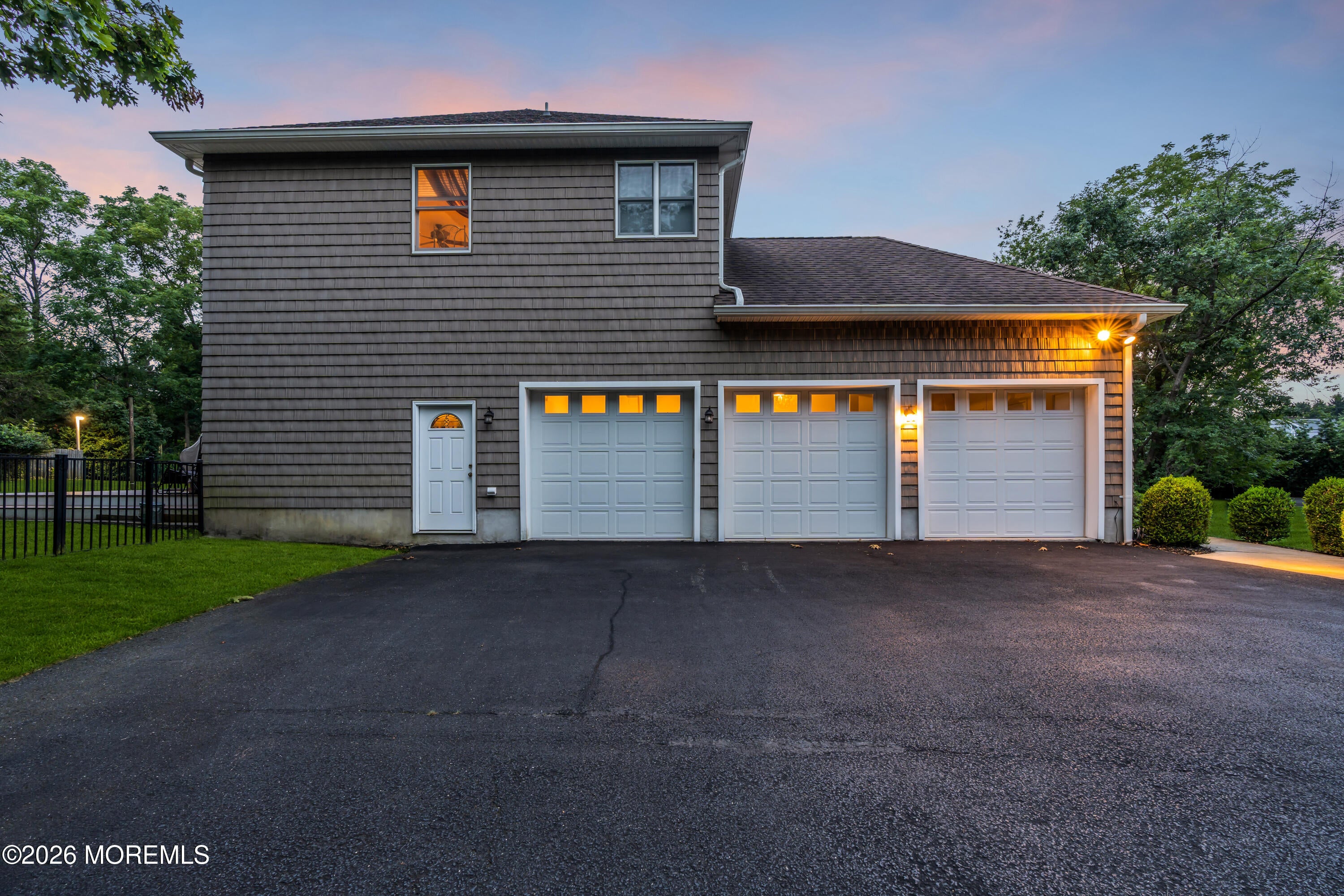 1607 Twin Lake Dr, Manasquan, NJ 08736 photo