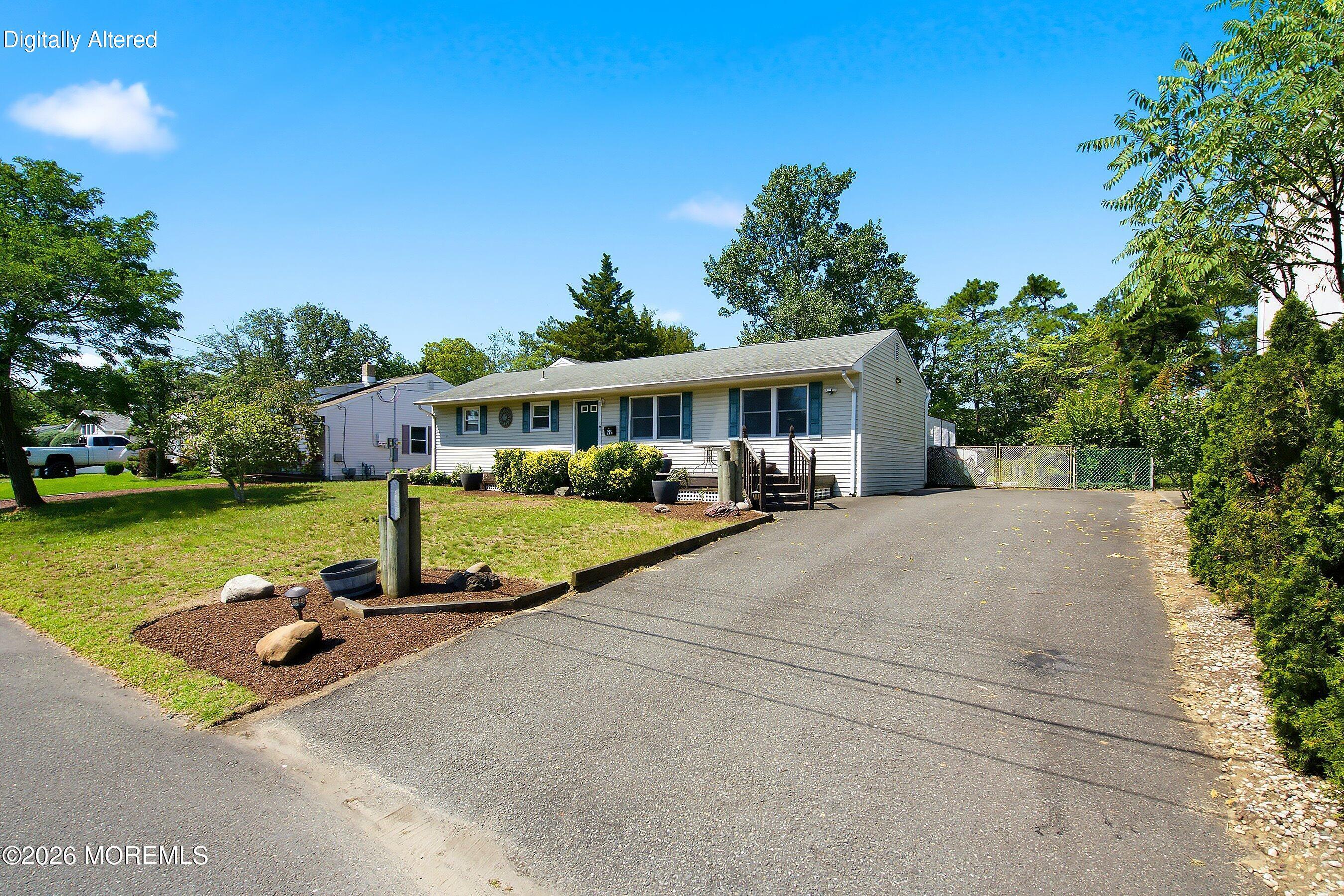 62 Parkway Dr, Brick, NJ 08723 photo