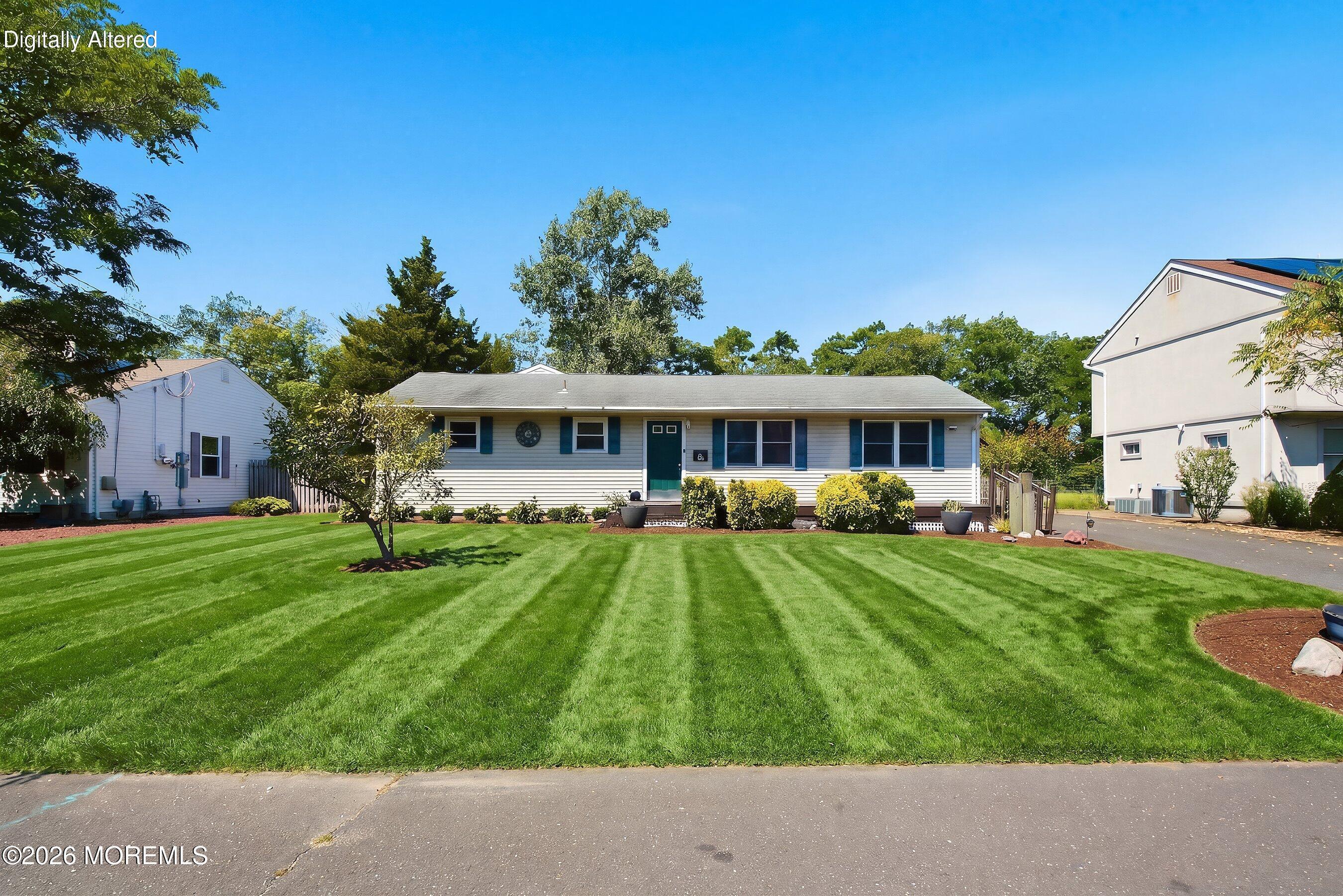 62 Parkway Dr, Brick, NJ 08723