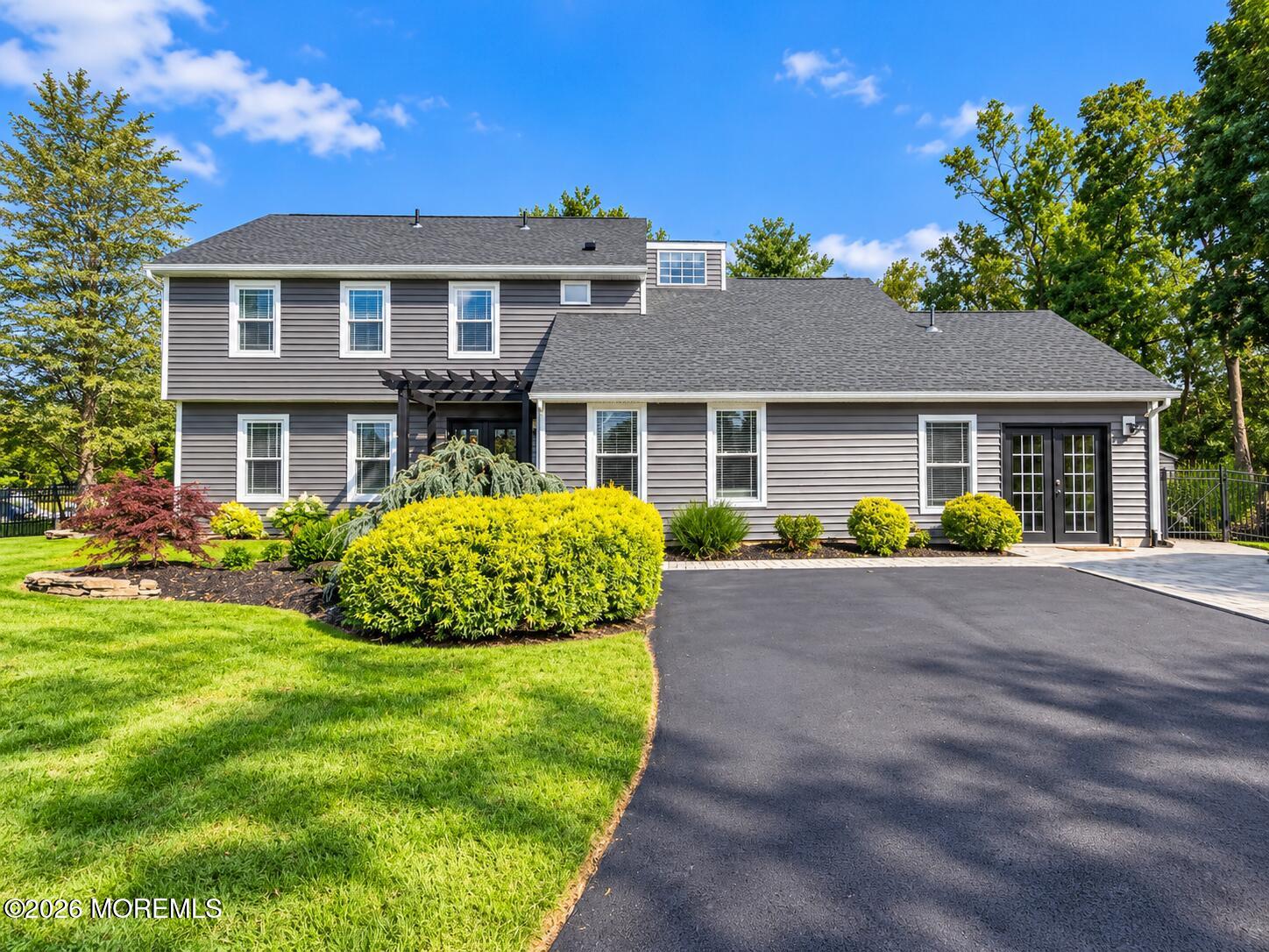 5 Patterson Dr, Freehold, NJ 07728 photo