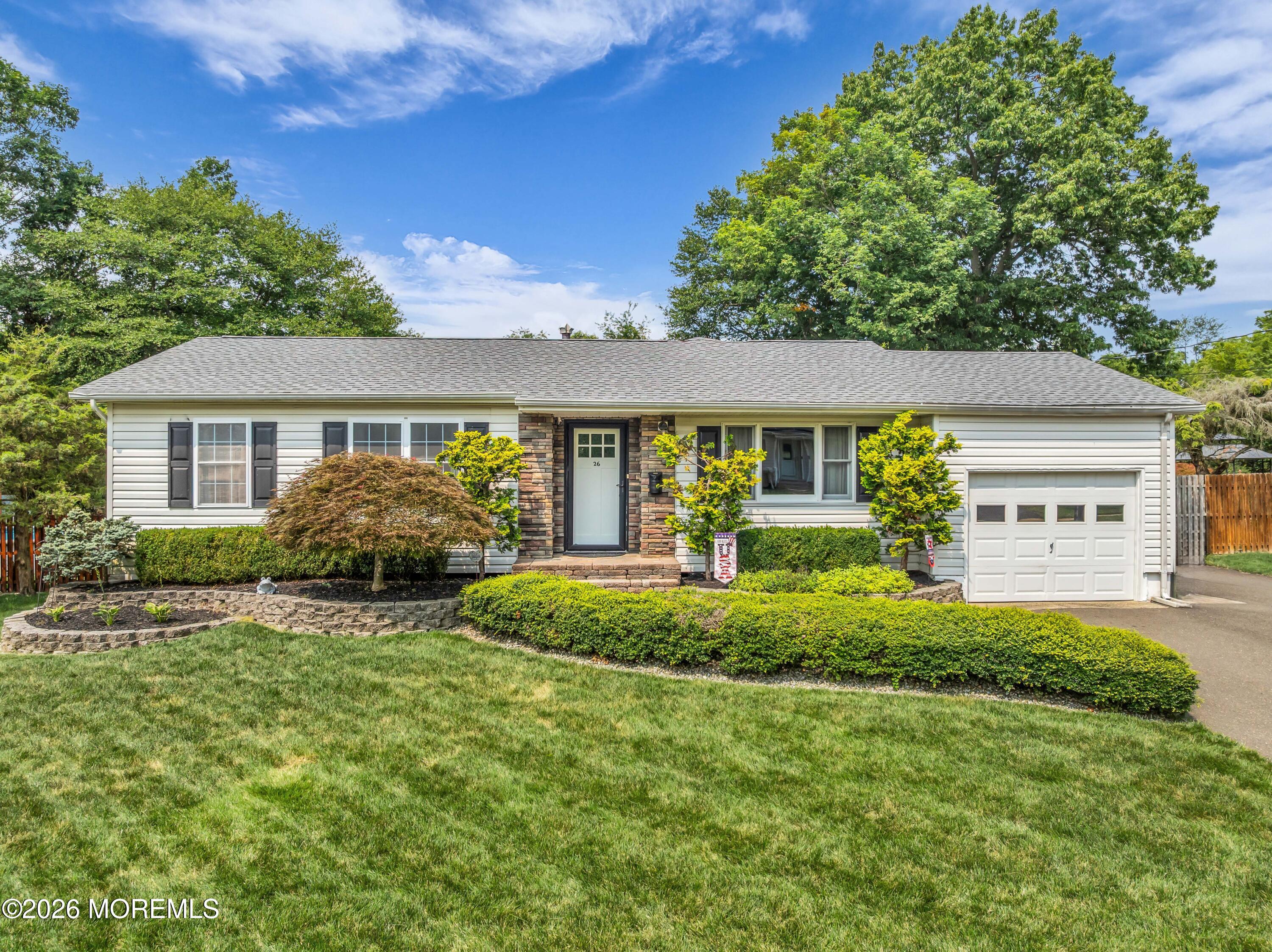26 Villanova Dr, Jackson, NJ 08527