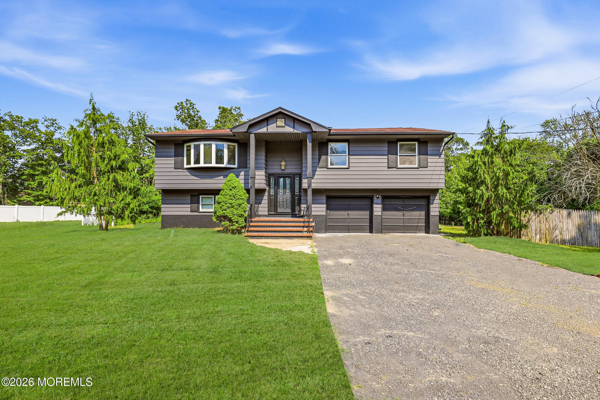 295 Fort Plains Rd, Howell, NJ 07731