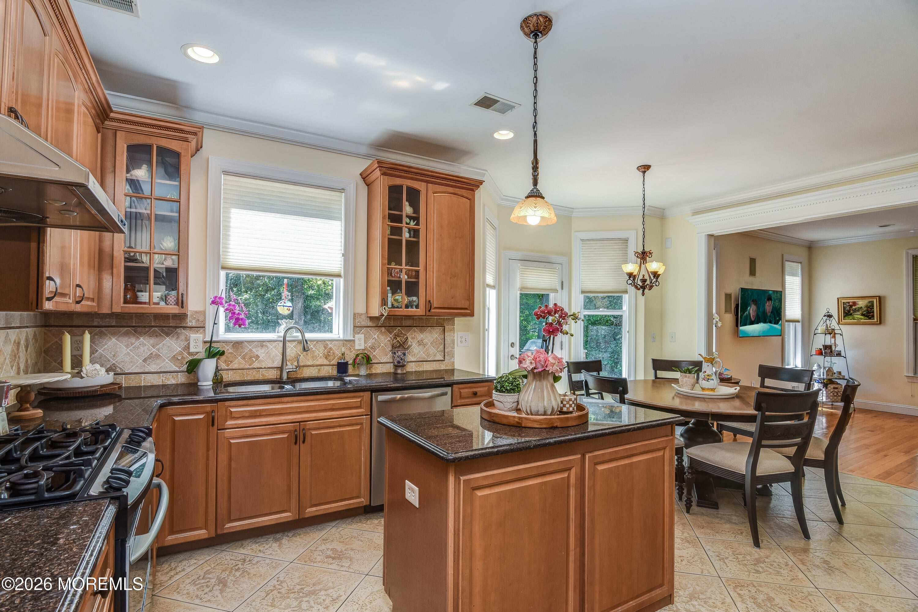 220 Lloyd Rd, Aberdeen, NJ 07747 photo