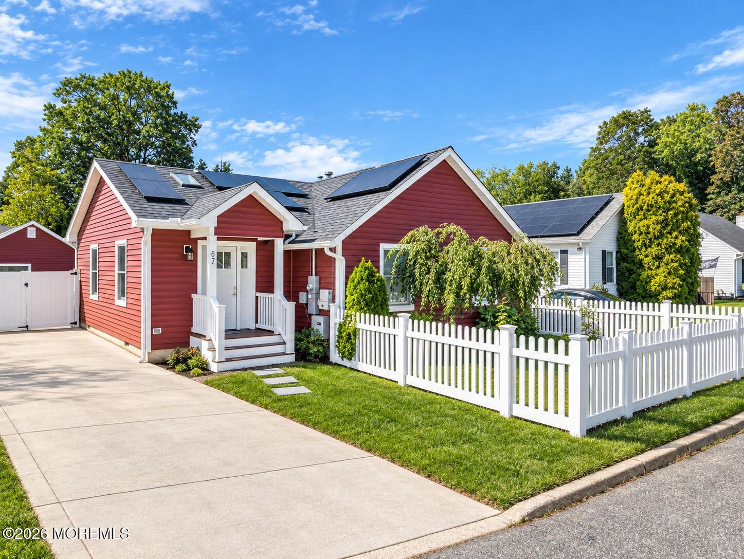 67 Leonard Ave, Atlantic Highlands, NJ 07716