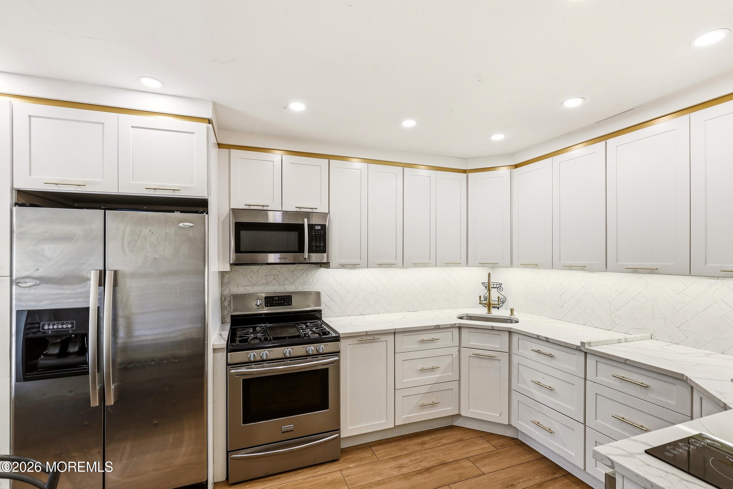 549 Woodbine Ln, Lakewood, NJ 08701 photo